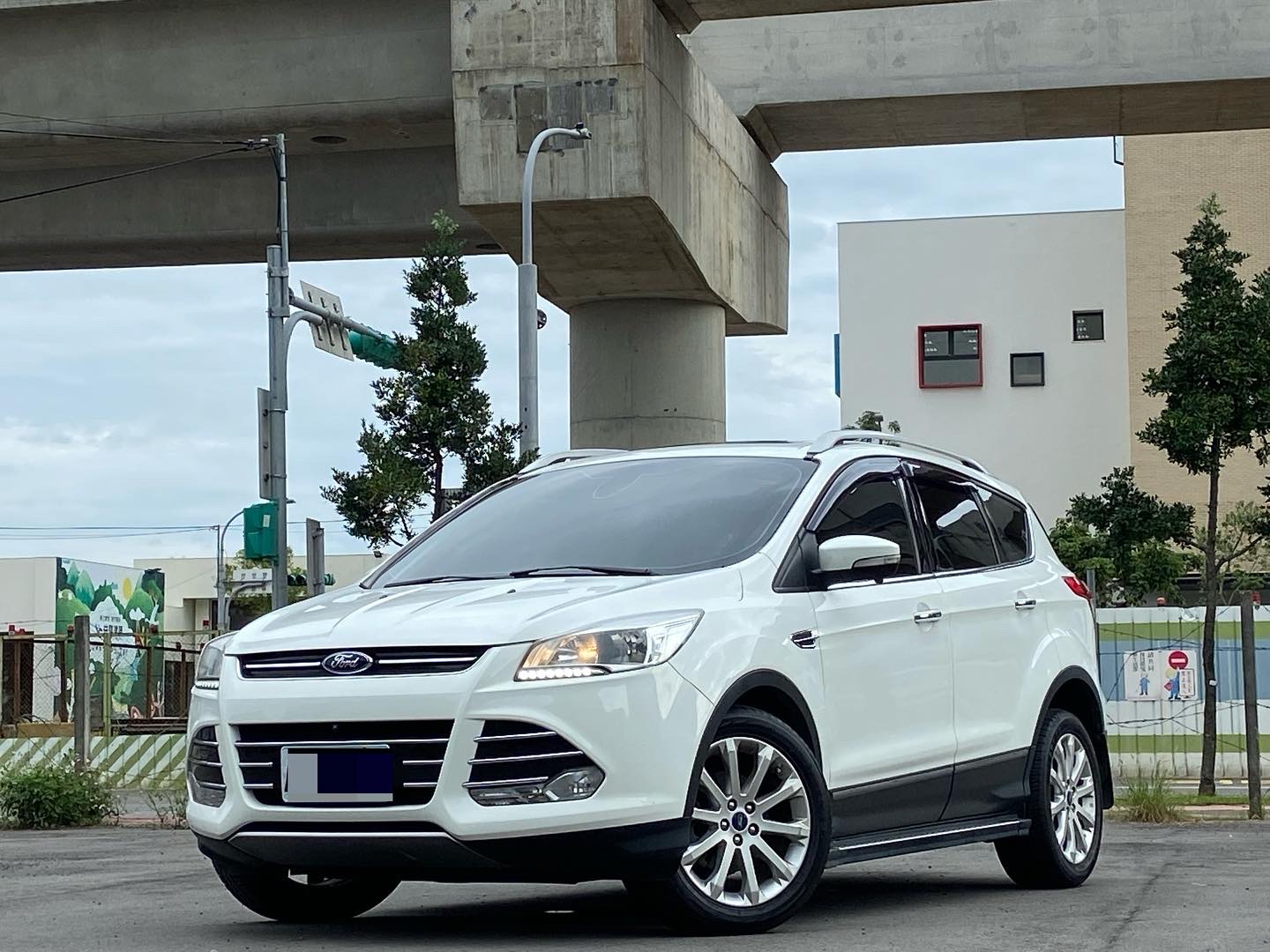 2014 Kuga 1.6 頂級 原版件 電話0909068733 同LINE 阿程  第1張相片