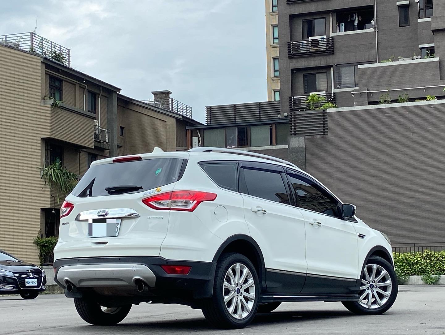 2014 Kuga 1.6 頂級 原版件 電話0909068733 同LINE 阿程  第10張相片