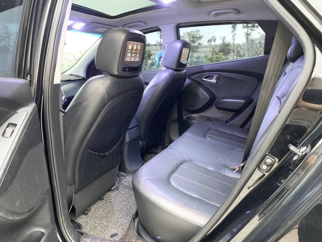 2012 IX35 2.4 電話0909068733 同LINE 阿程  第5張相片