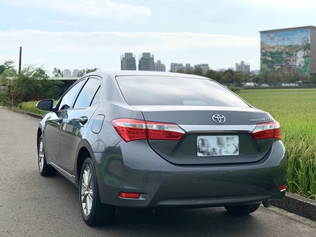 2015 Altis 1.8 電話0909068733 同LINE 阿程  第4張相片