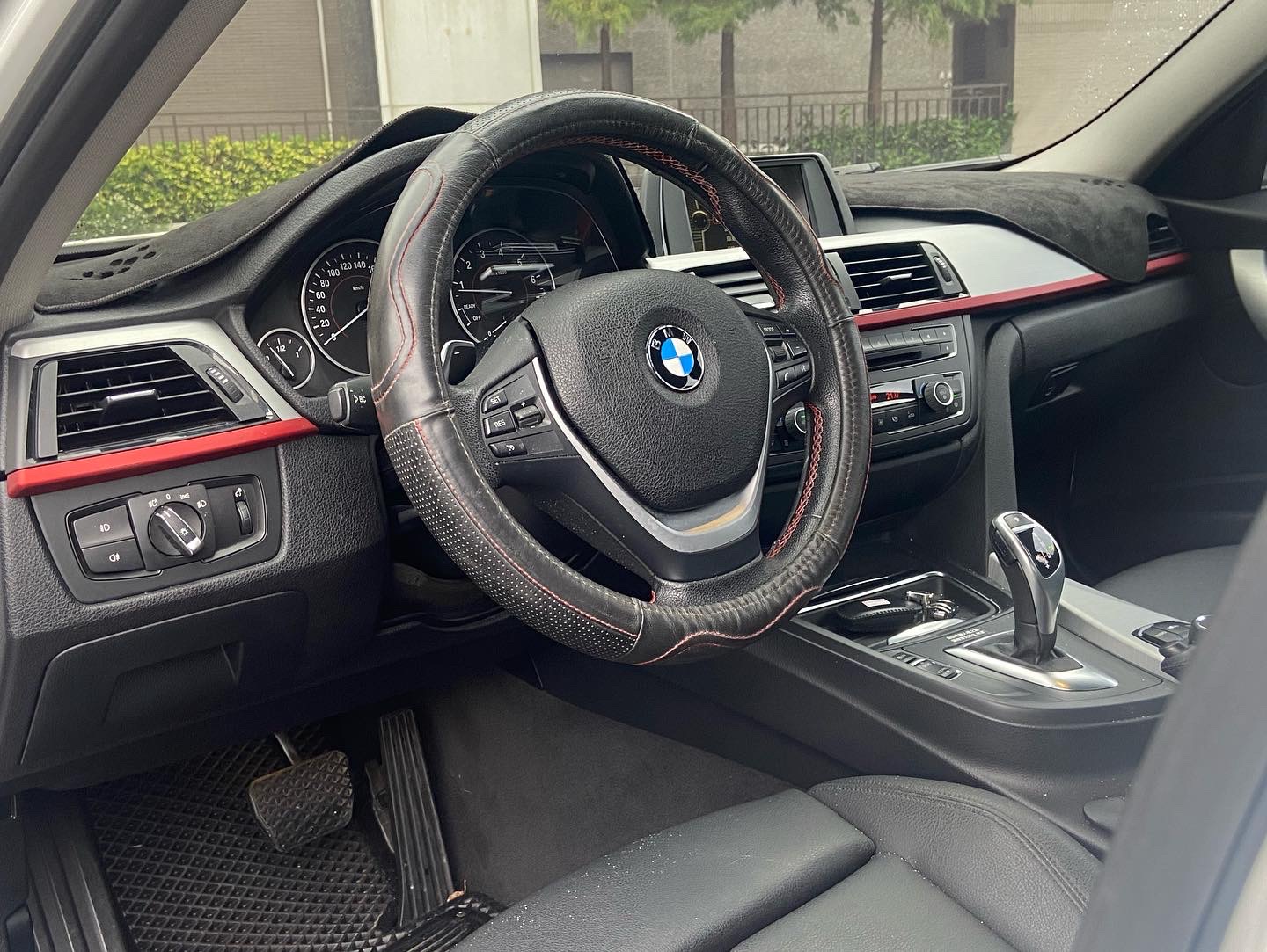 2012 Bmw 320 電話0909068733 同LINE 阿程  第2張相片