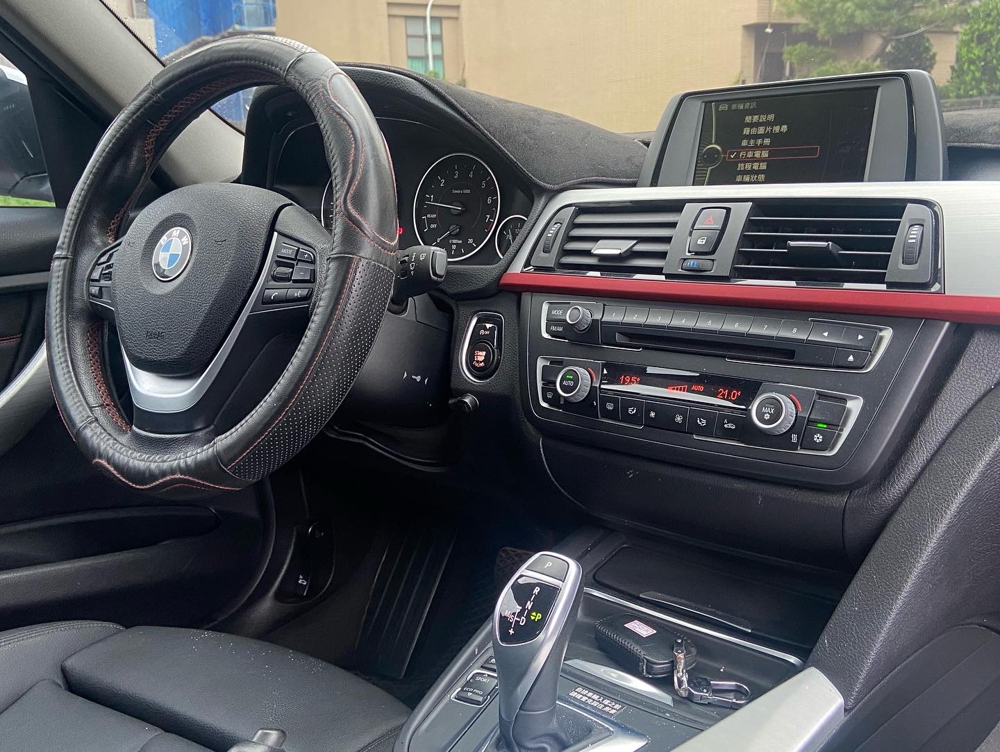 2012 Bmw 320 電話0909068733 同LINE 阿程  第3張相片