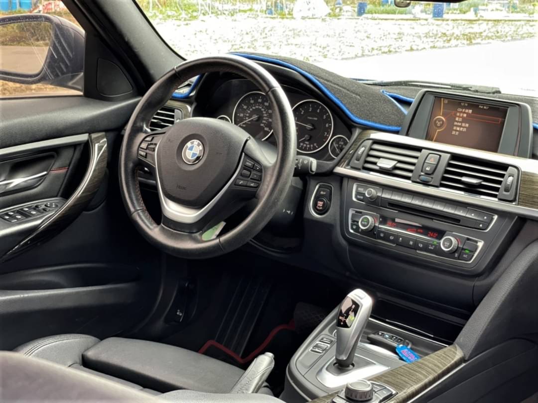2012 Bmw 328 電話0909068733 同LINE 阿程  第3張相片