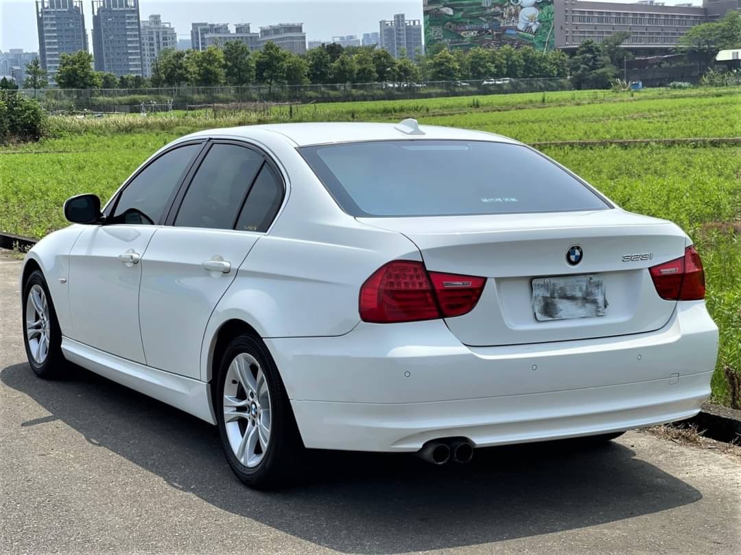 2009 323i 電話0909068733 同LINE 阿程  第4張相片