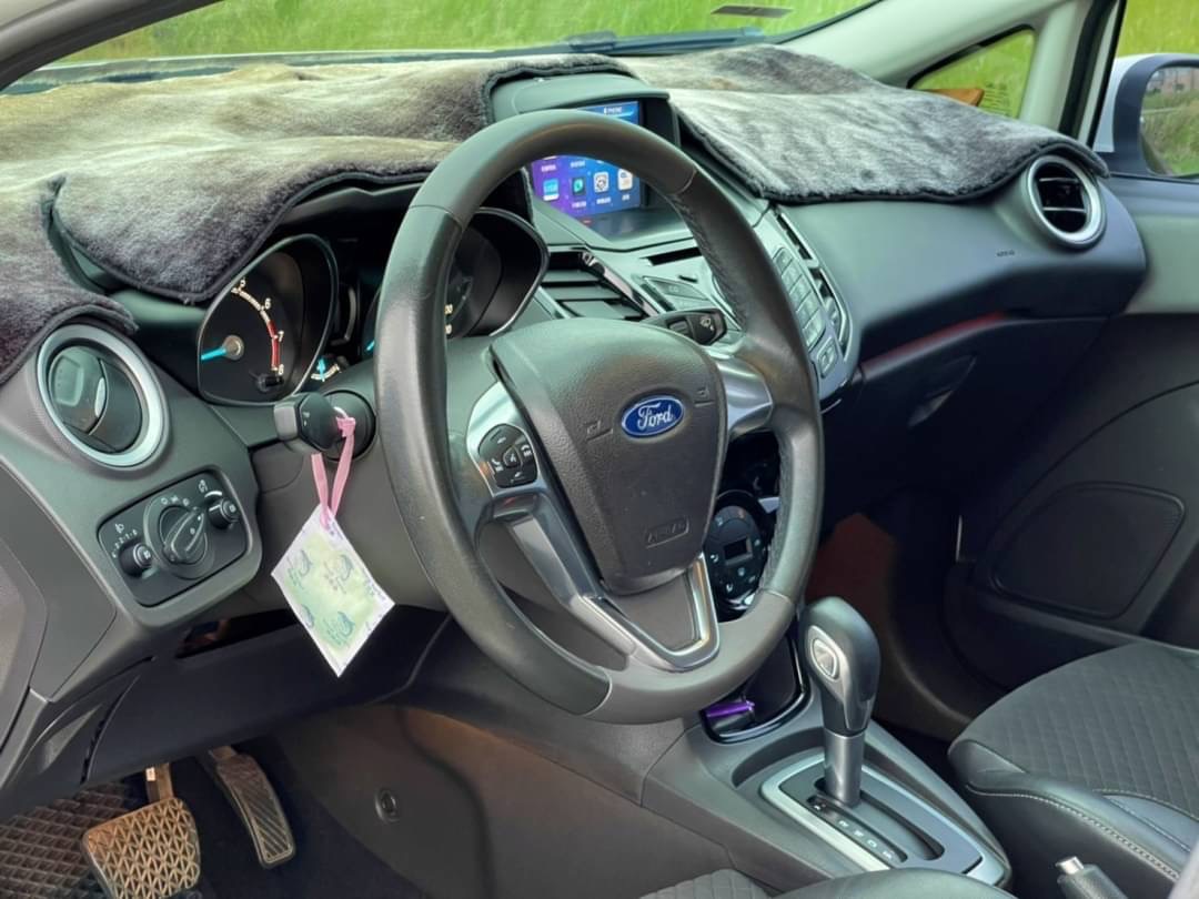2015 Fiesta 1.5 電話0909068733 同LINE 阿程  第2張相片