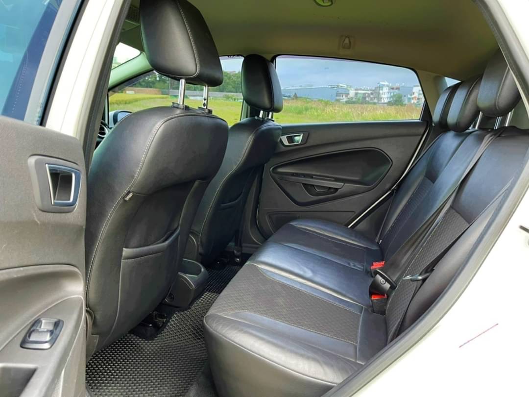 2015 Fiesta 1.5 電話0909068733 同LINE 阿程  第3張相片