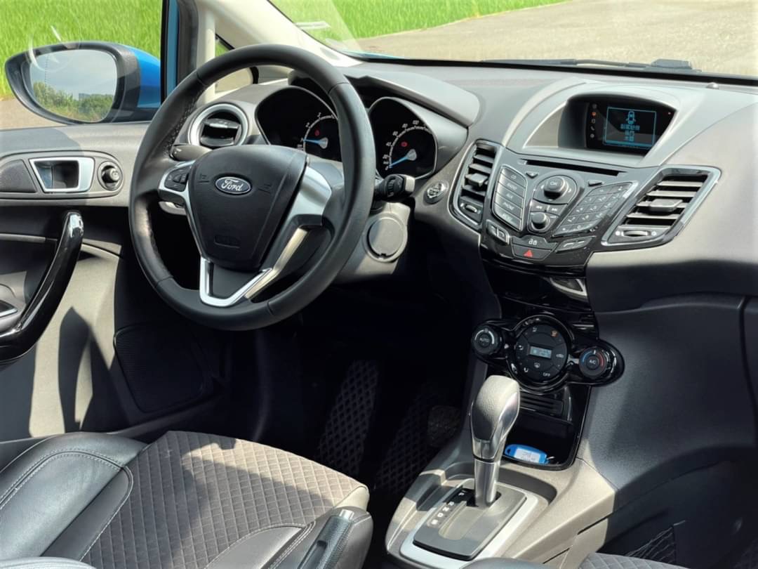 2018 Fiesta 1.0 電話0909068733 同LINE 阿程  第5張相片