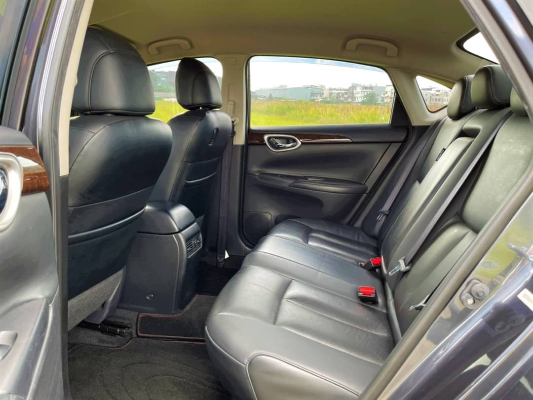 2015 Sentra 1.8 電話0909068733 同LINE 阿程  第5張相片
