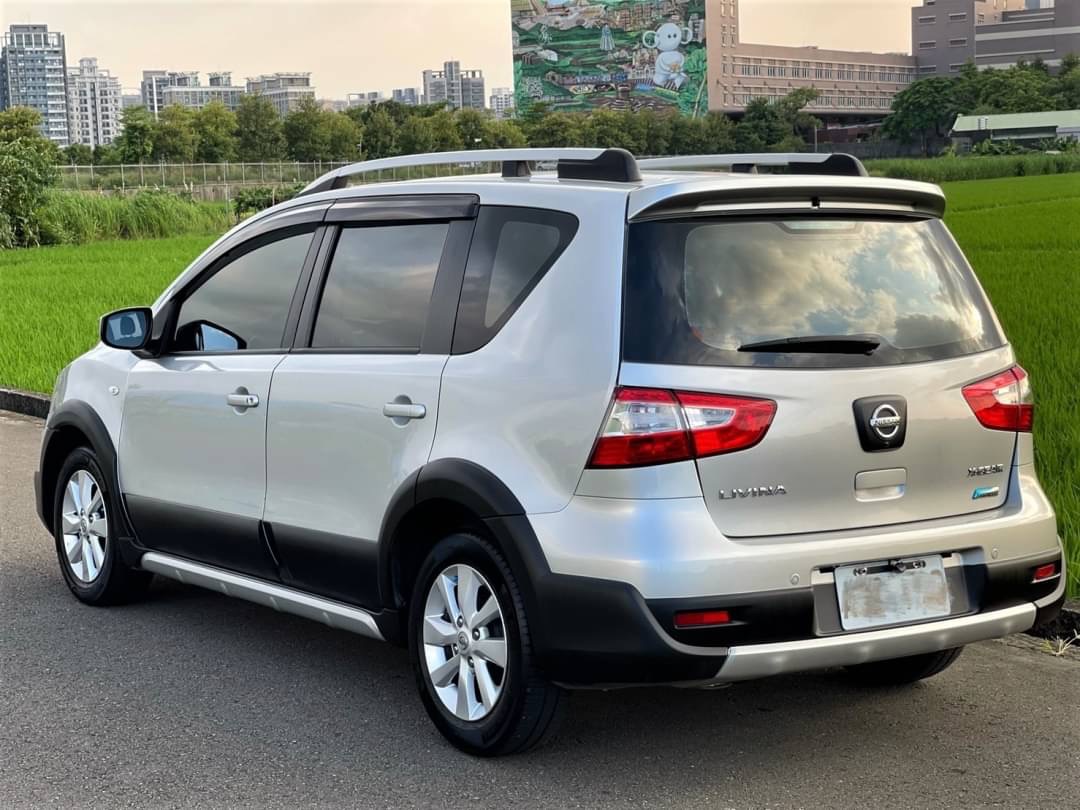2014 livina 電話0909068733 同LINE 阿程  第5張相片