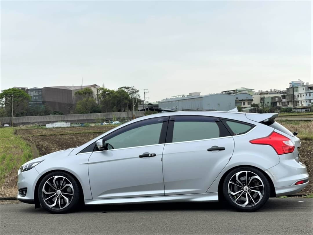 2014 Focus 2.0 S 電話0909068733 同LINE 阿程  第2張相片