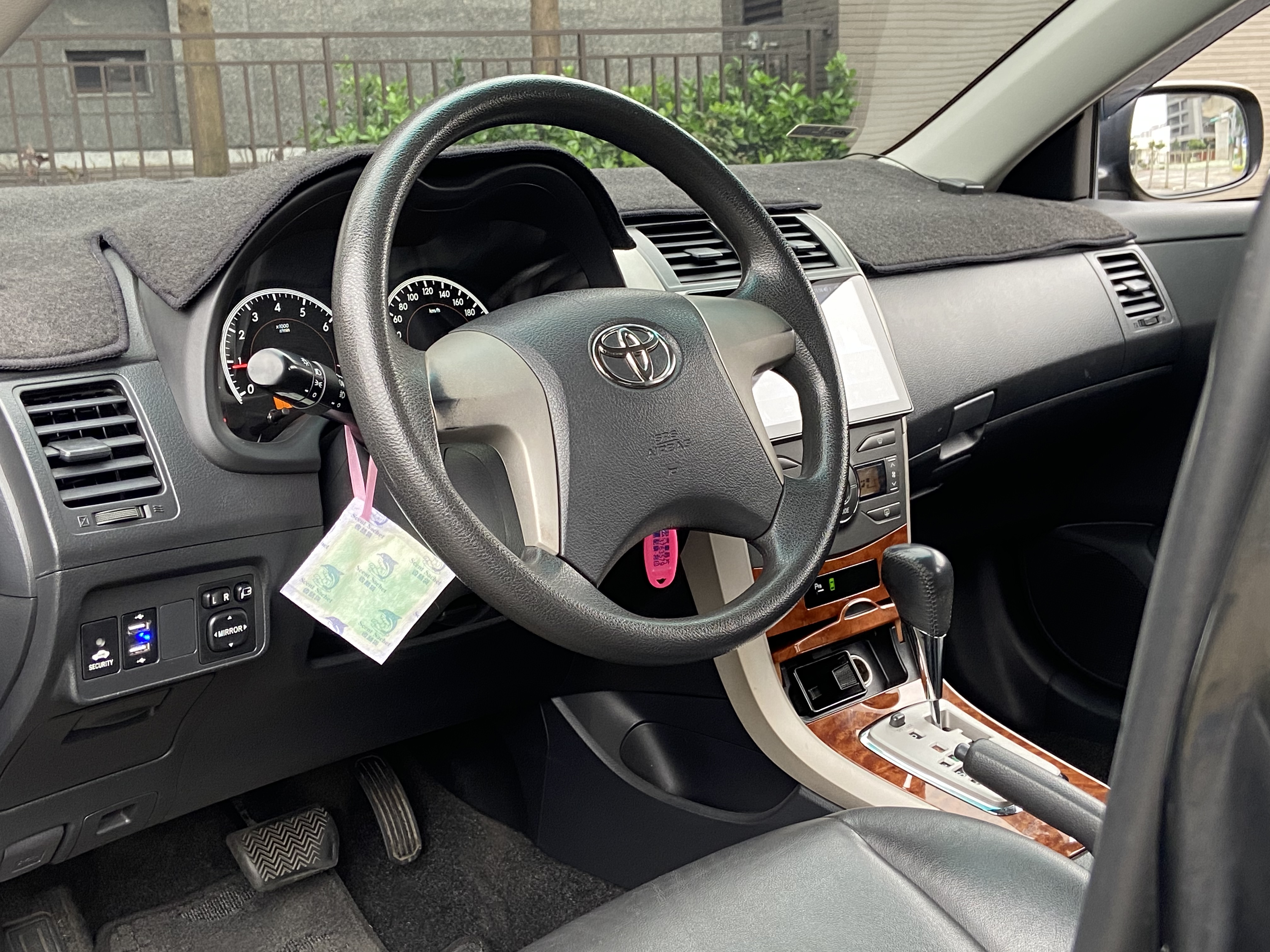 2010 Altis 電話0909068733 同LINE 阿程  第2張相片