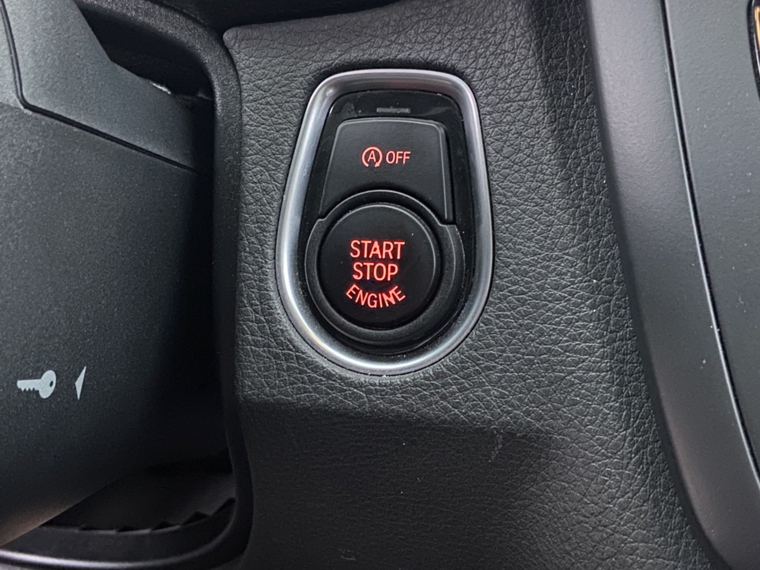 2015 Bmw 316 I 電話0909068733 同LINE 阿程  第8張相片