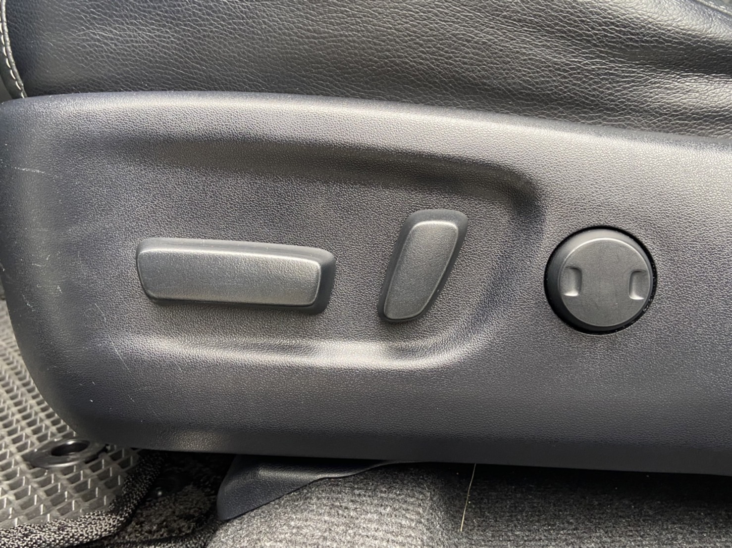 2016 Rav4 2.0 電話0909068733 同LINE 阿程  第10張相片
