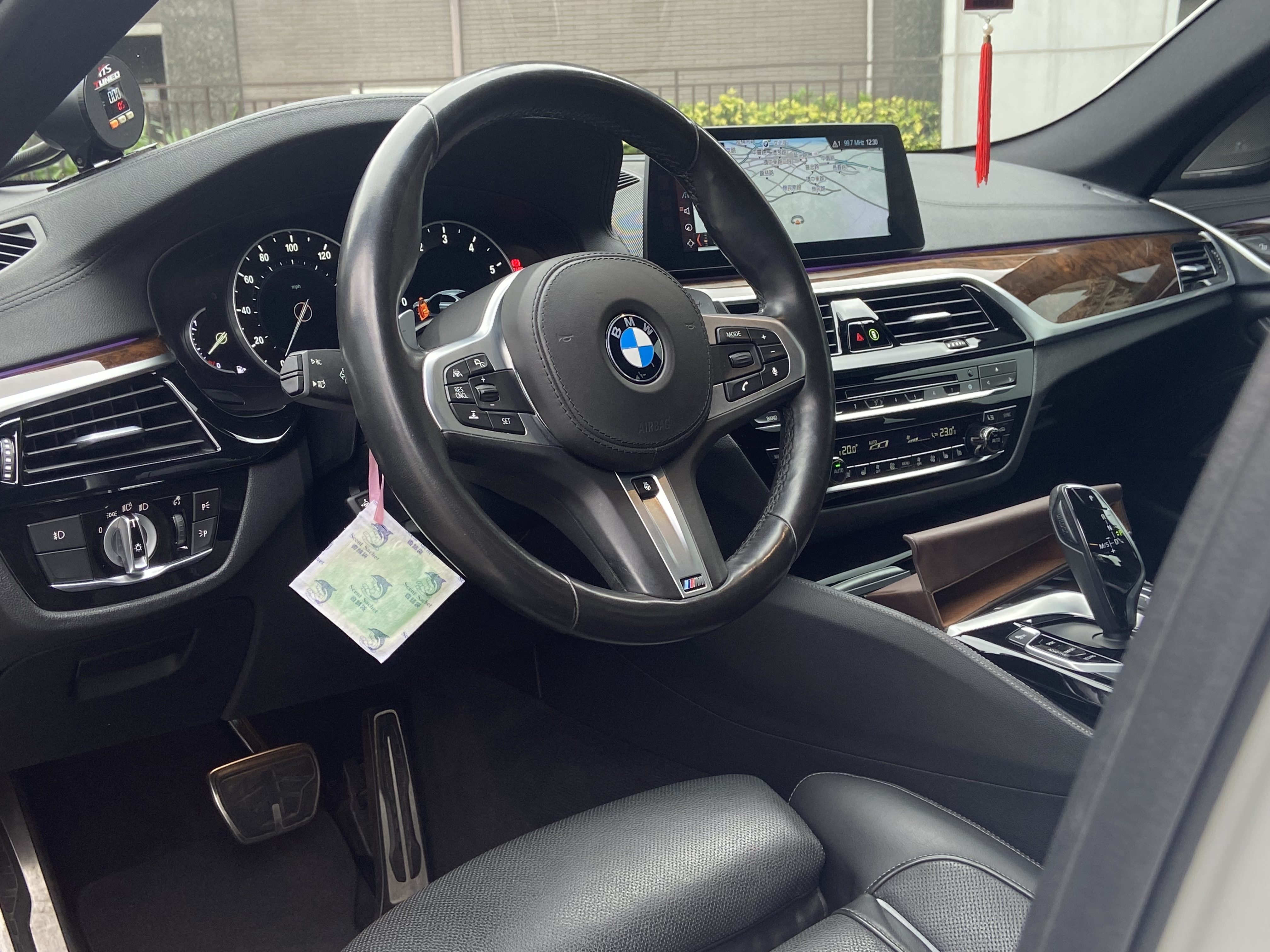 2017 Bmw 540I G30 5AT 電話0909068733 同LINE 阿程  第3張相片