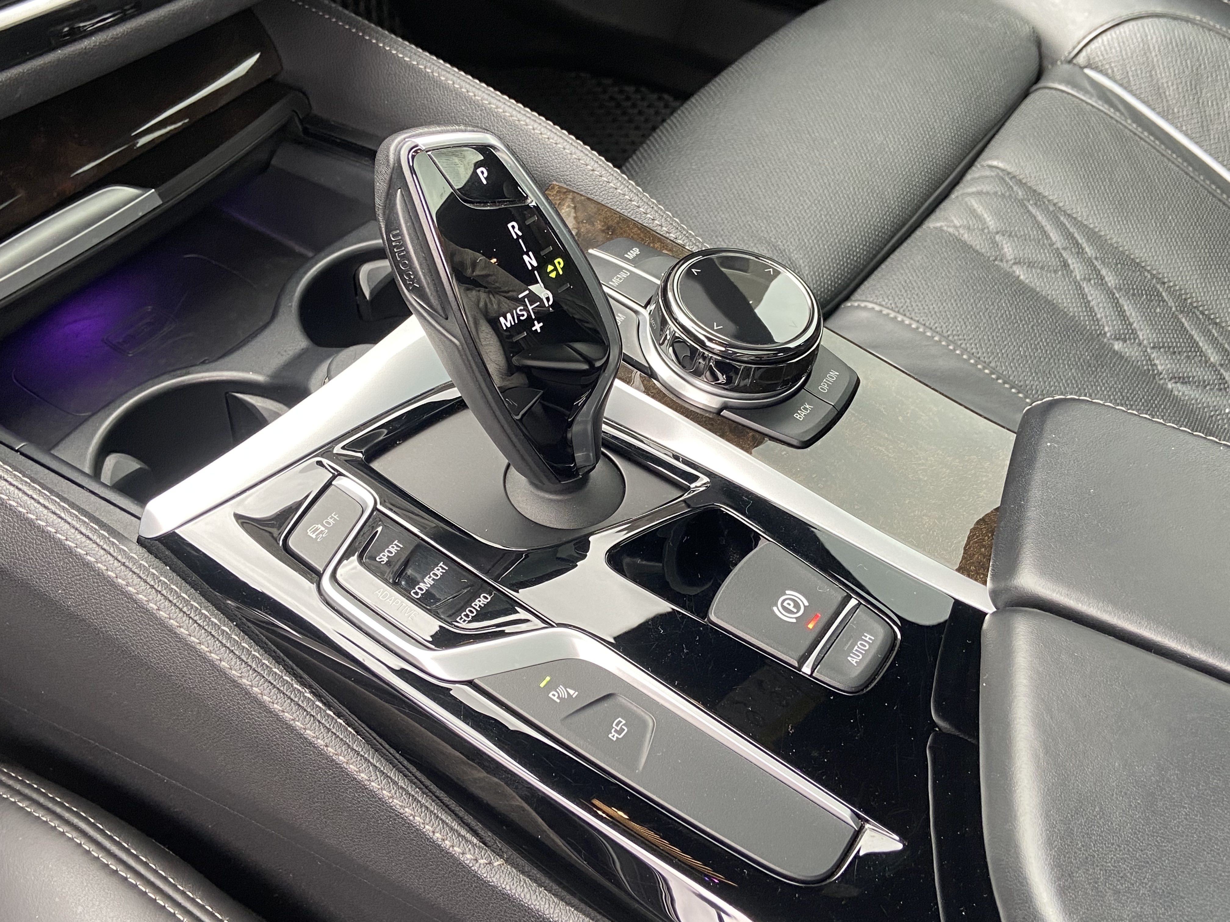 2017 Bmw 540I G30 5AT 電話0909068733 同LINE 阿程  第14張相片