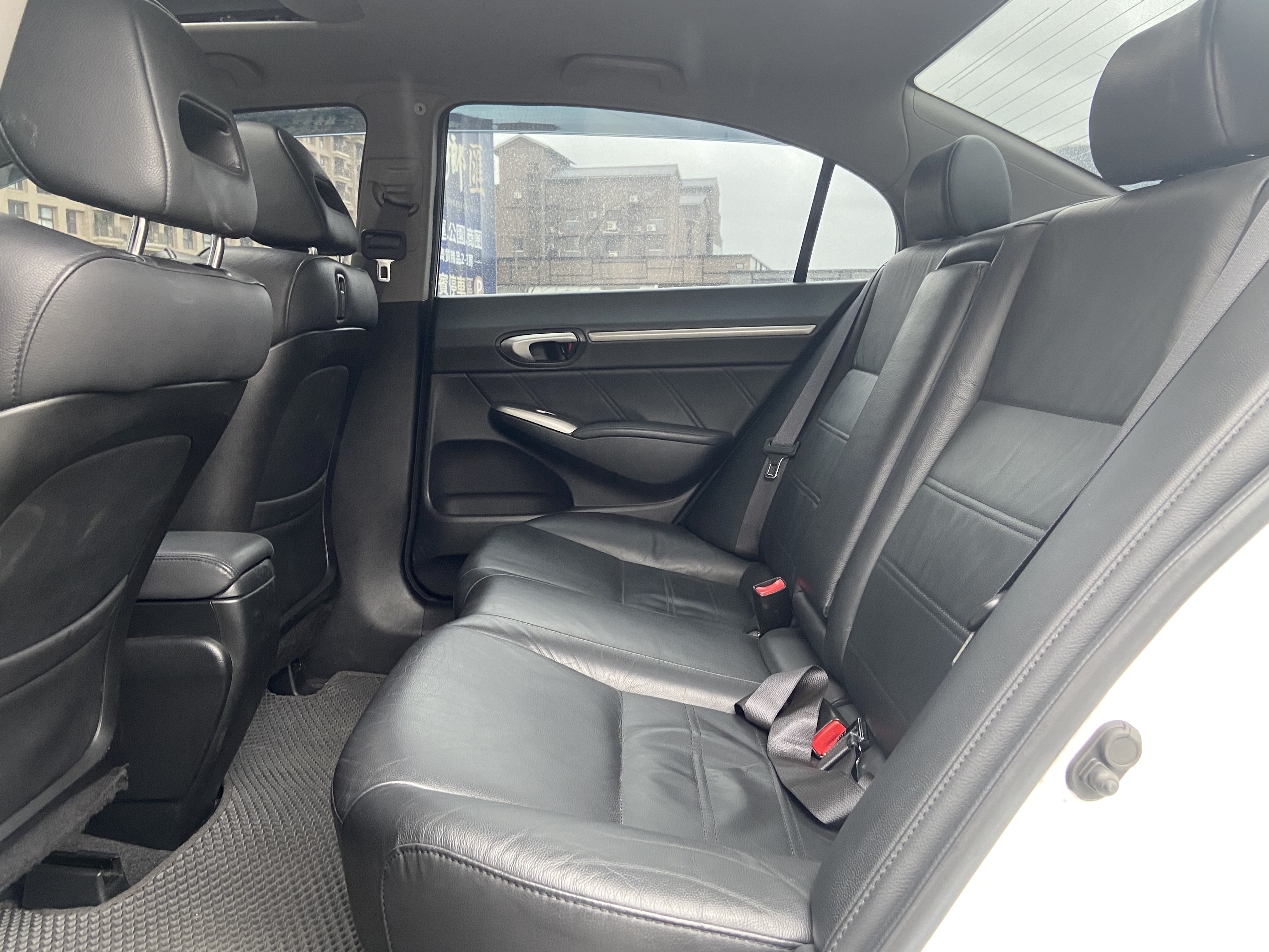 2011 K12 Vtis 電話0909068733 同LINE 阿程  第10張相片