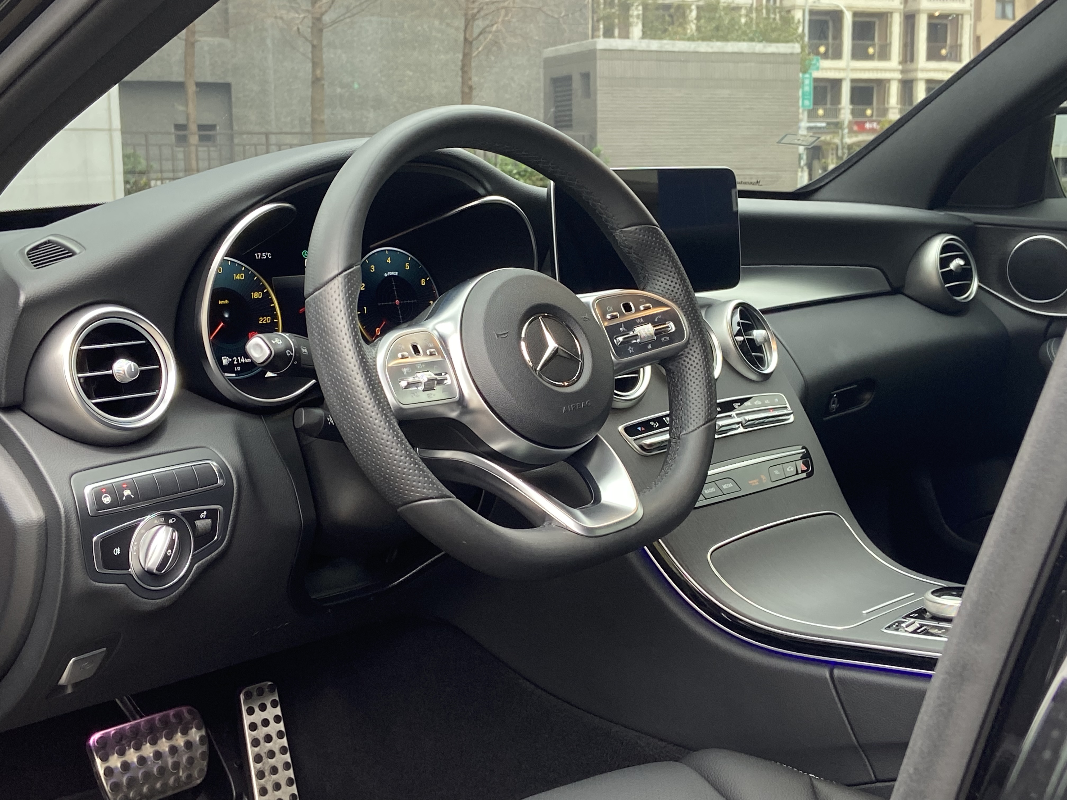 2019 C300 AMG 總代理 23P 電話0909068733 同LINE 阿程  第3張相片