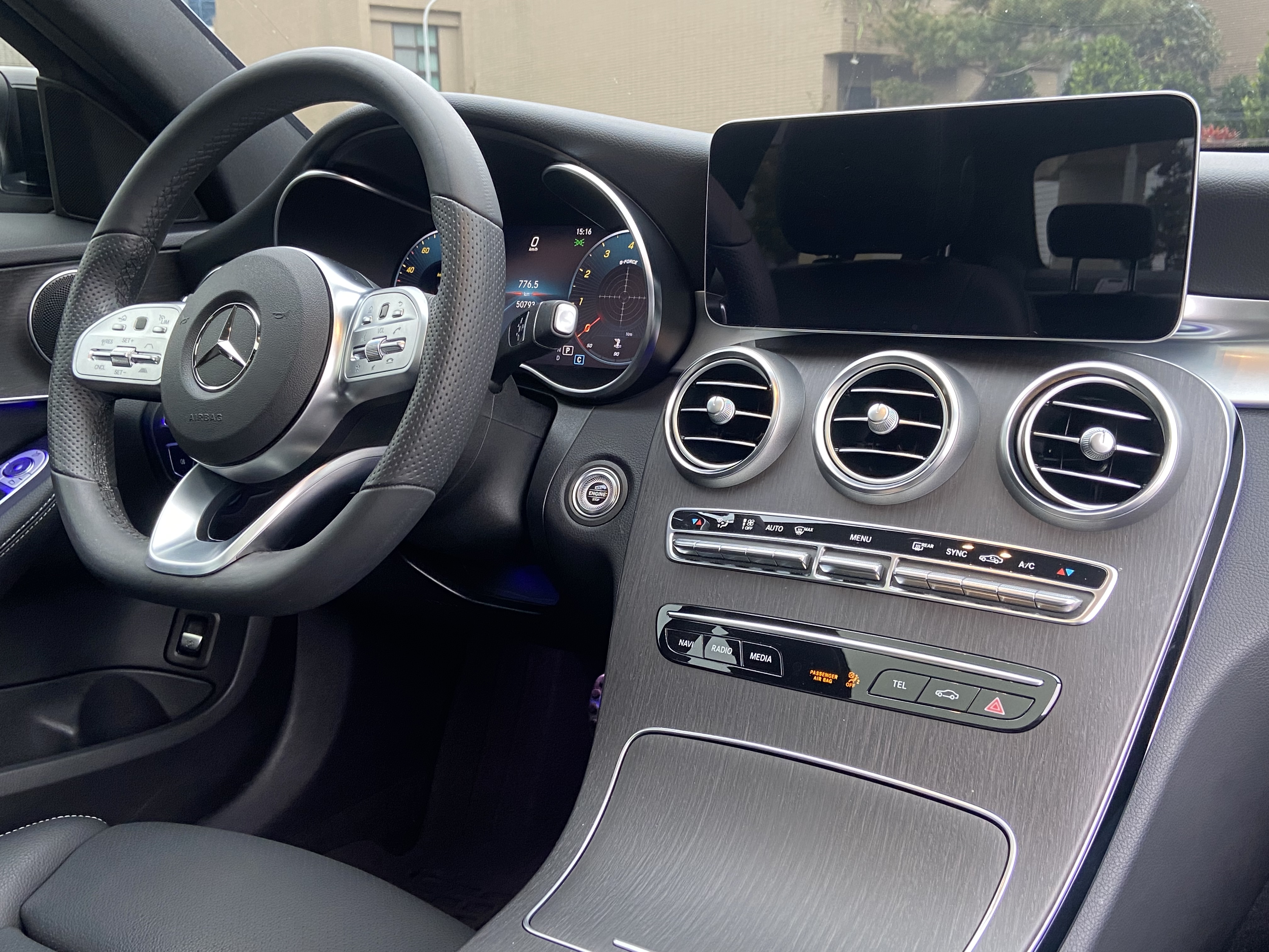 2019 C300 AMG 總代理 23P 電話0909068733 同LINE 阿程  第4張相片