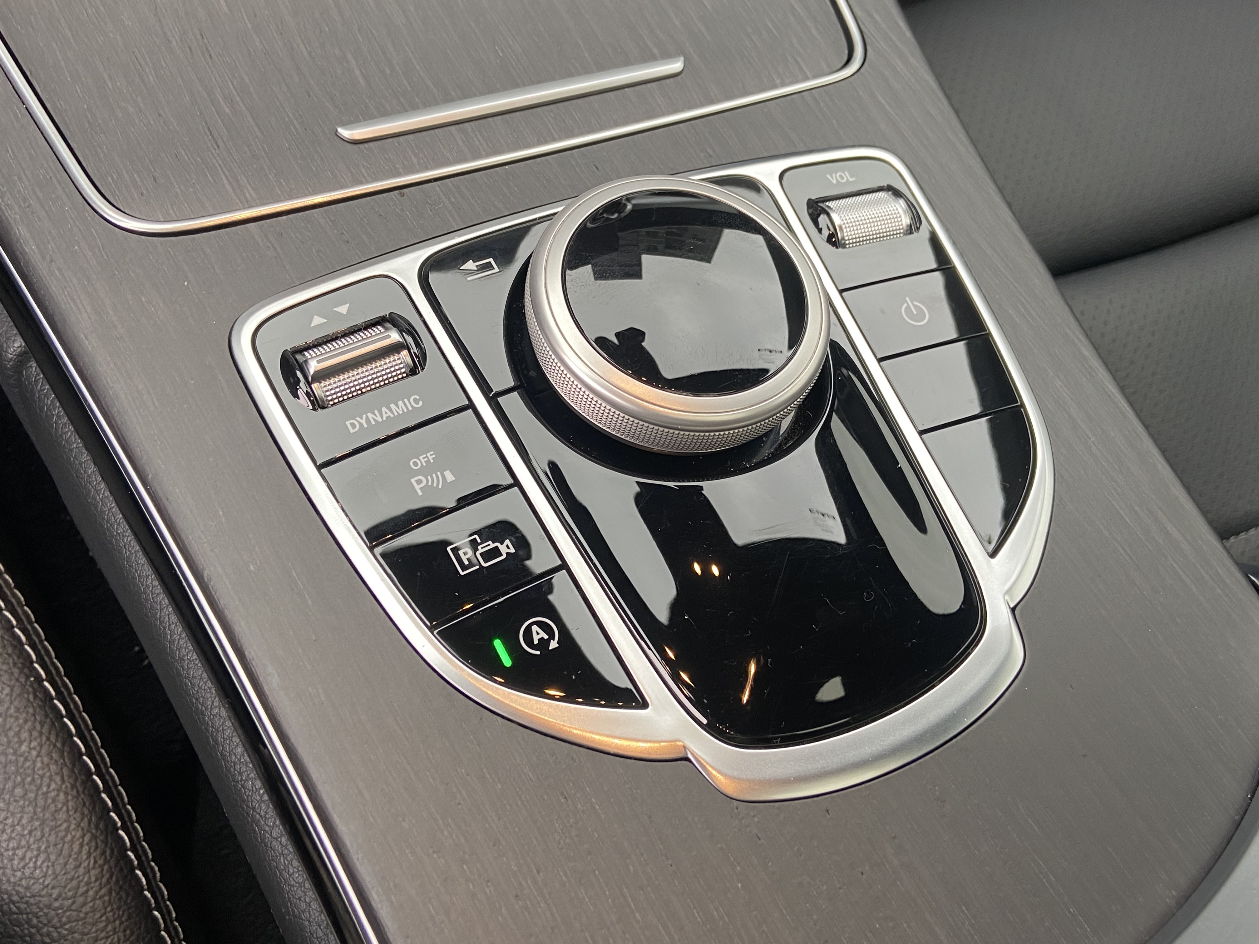 2019 C300 AMG 總代理 23P 電話0909068733 同LINE 阿程  第11張相片