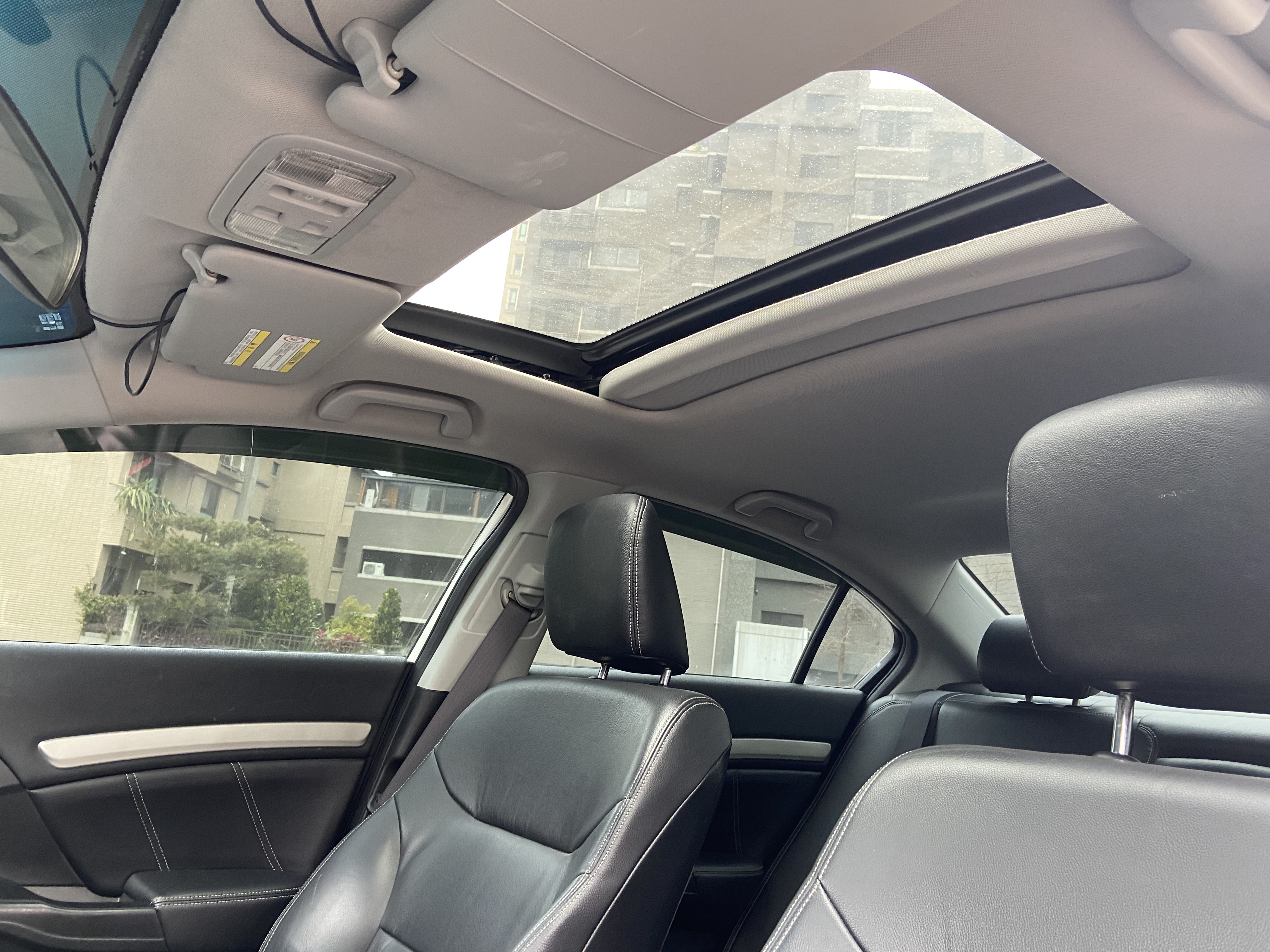 2013 K14 Vtis 電話0909068733 同LINE 阿程  第3張相片
