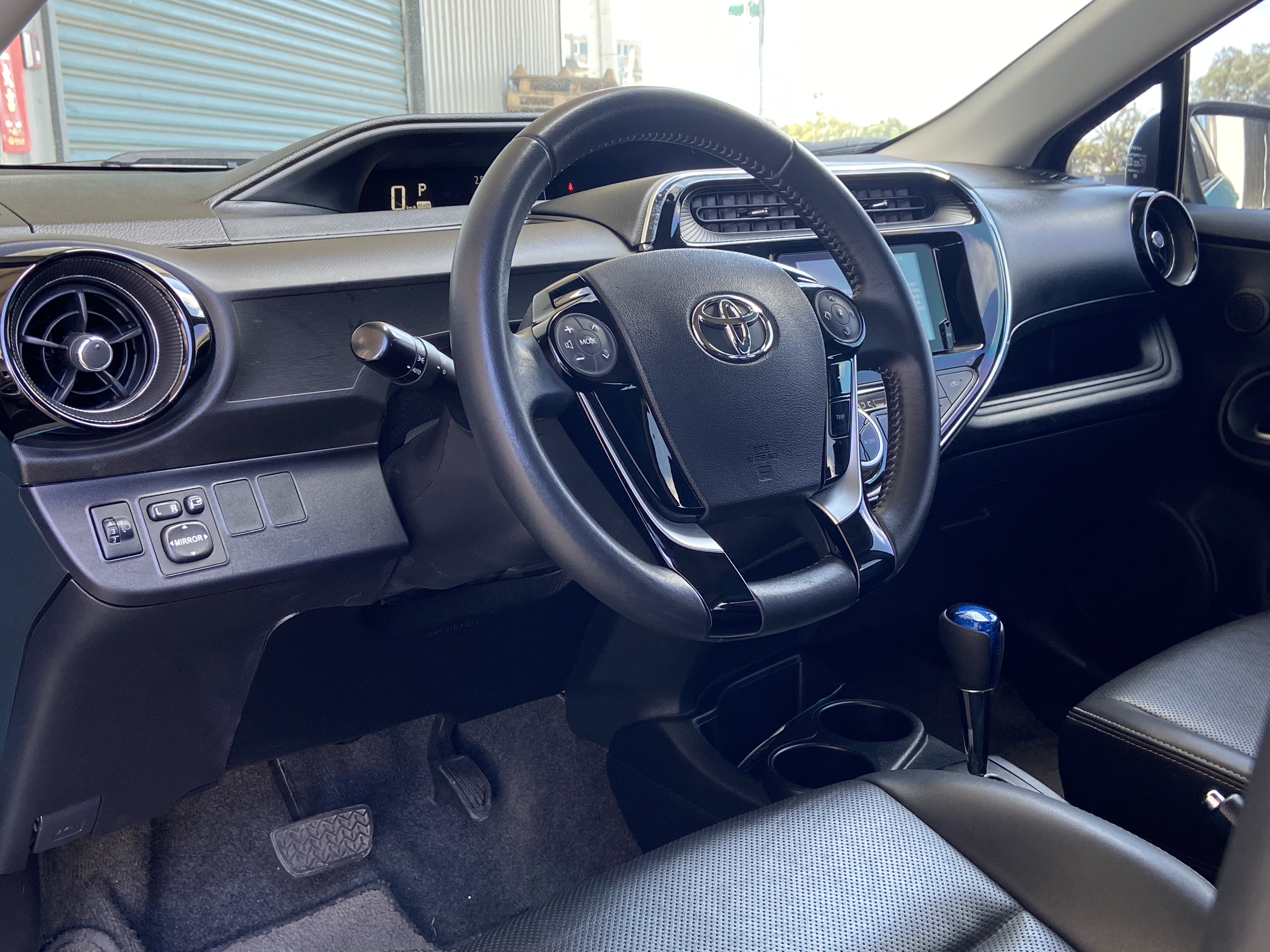 2019 Prius C 電話0909068733 同LINE 阿程  第3張相片