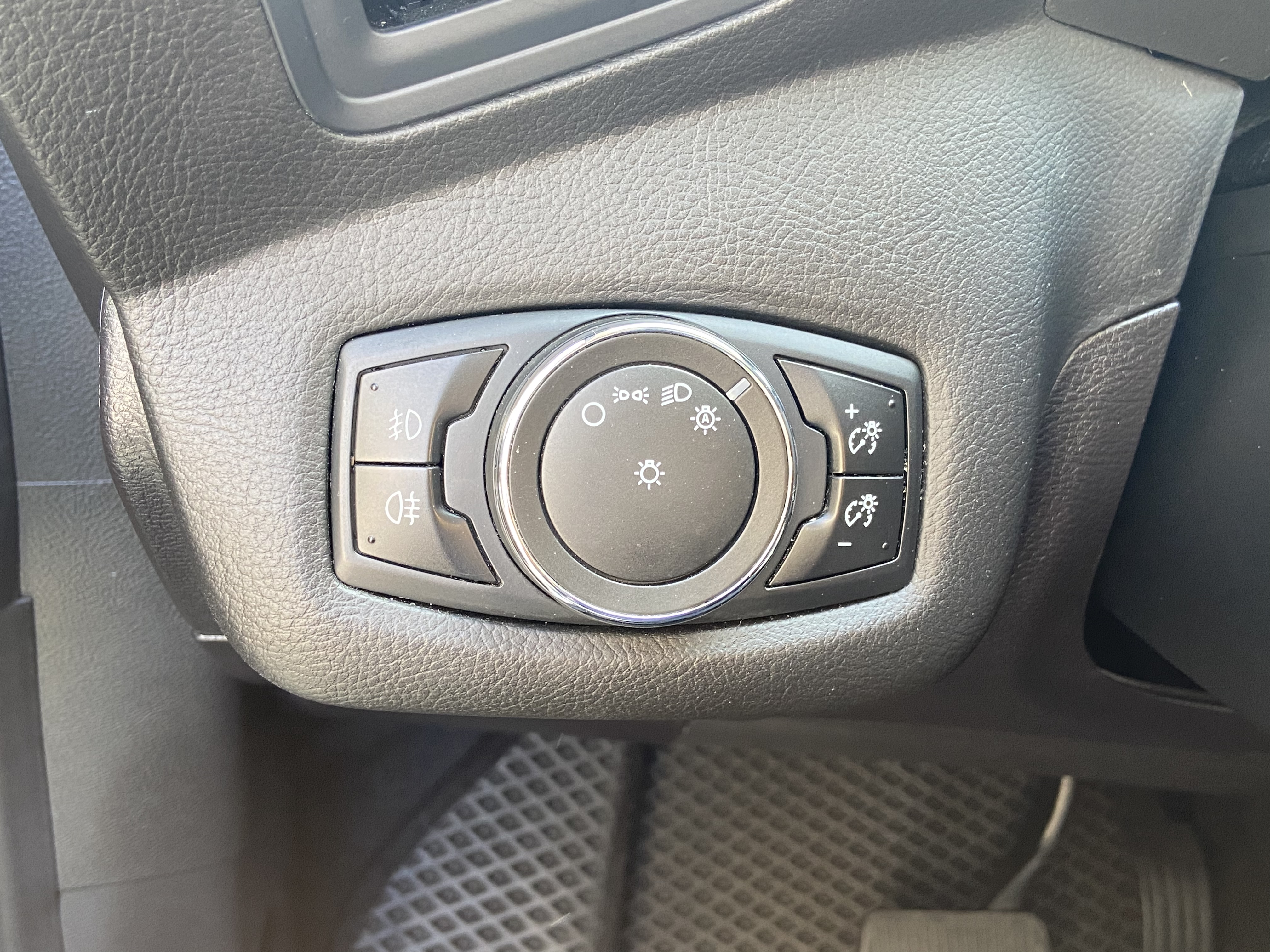 2014 Kuga 2.0 電話0909068733 同LINE 阿程  第7張相片