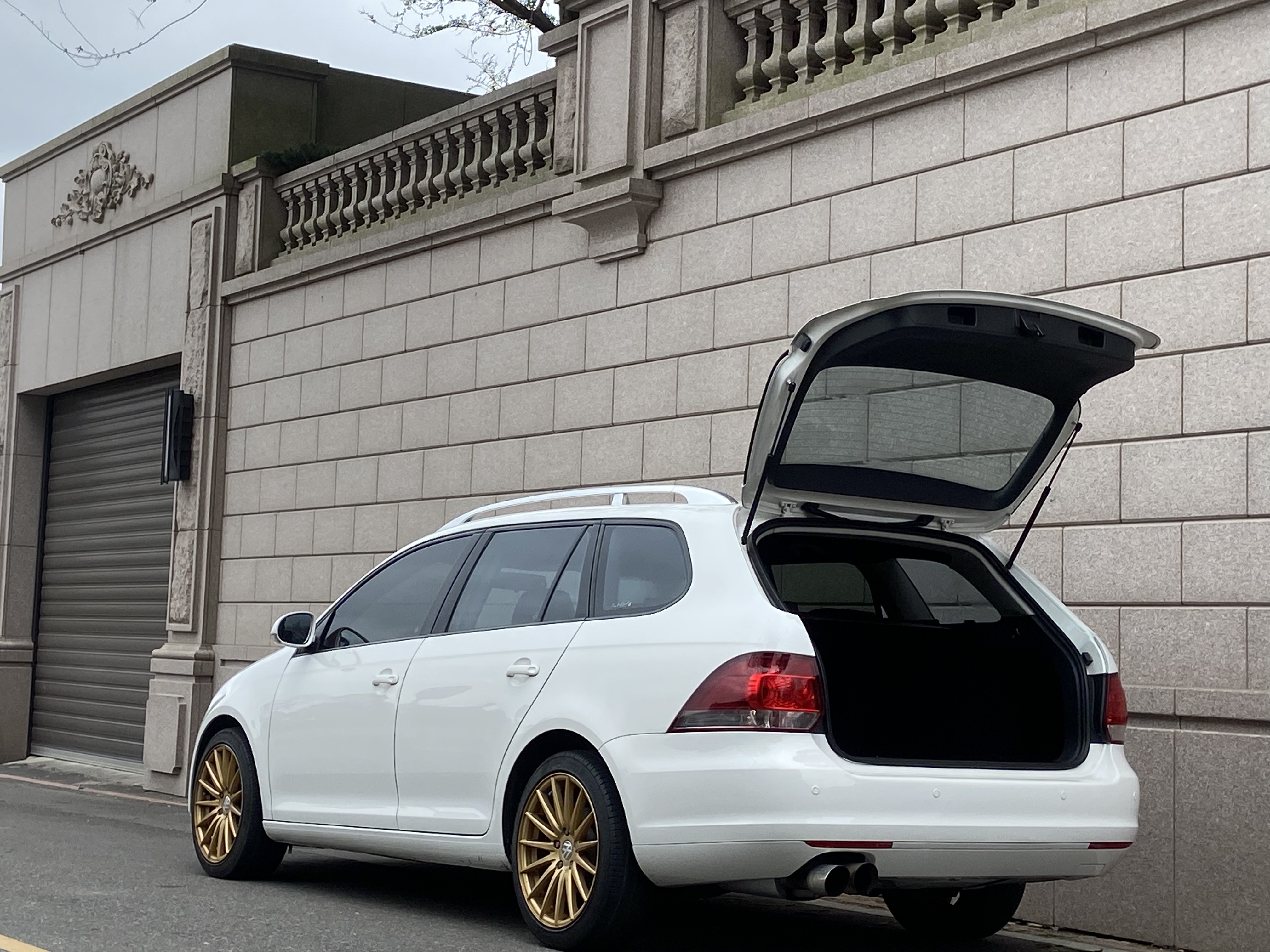 2011 Golf 旅行車 電話0909068733 同LINE 阿程  第10張相片