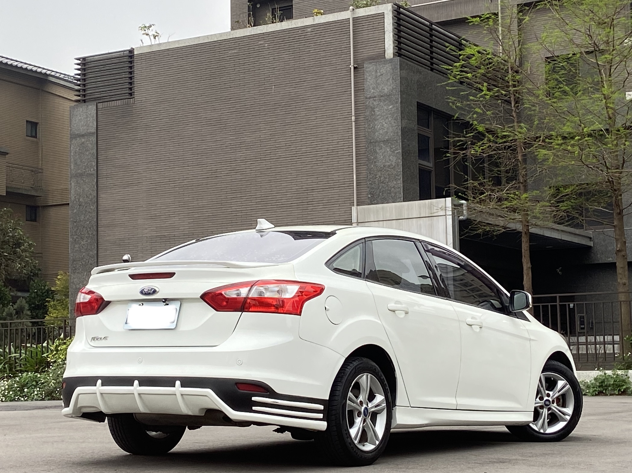 2013 Focus 1.6 電話0909068733 同LINE 阿程  第2張相片