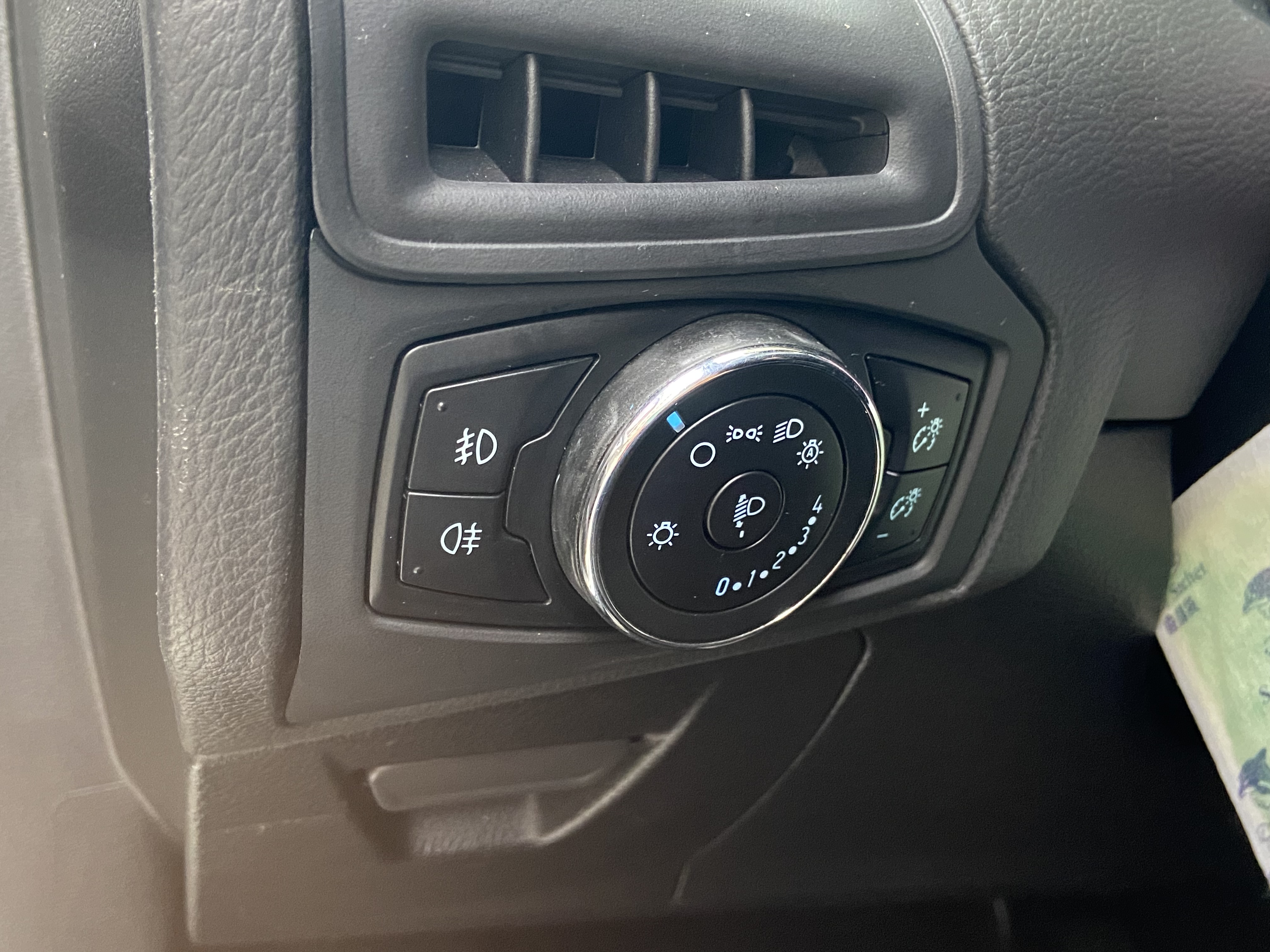 2013 Focus 1.6 電話0909068733 同LINE 阿程  第6張相片