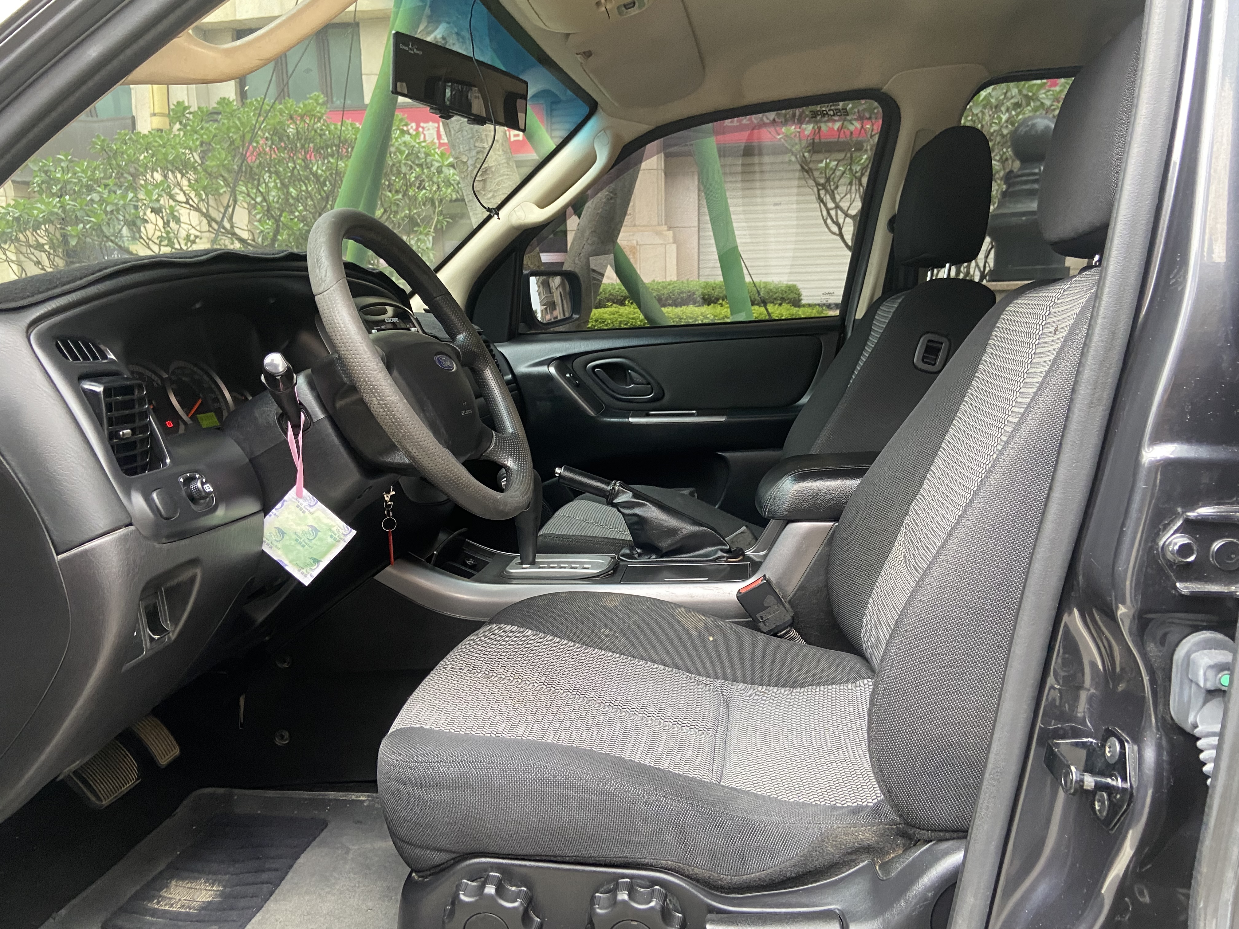 2011 Ford Escape 電話0909068733 同LINE 阿程  第5張相片