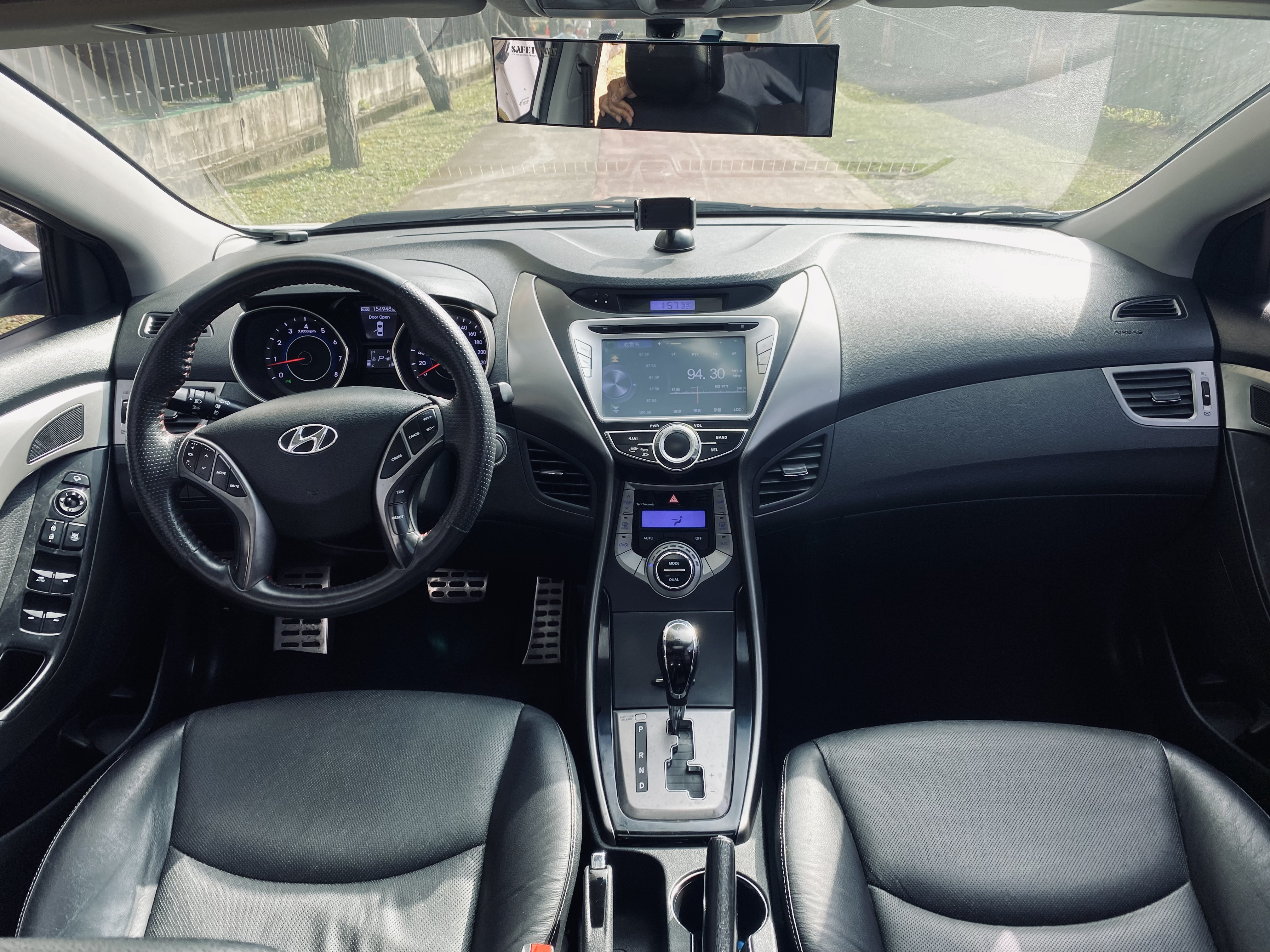 2013 Elantra 1.8 電話0909068733 同LINE 阿程  第9張相片