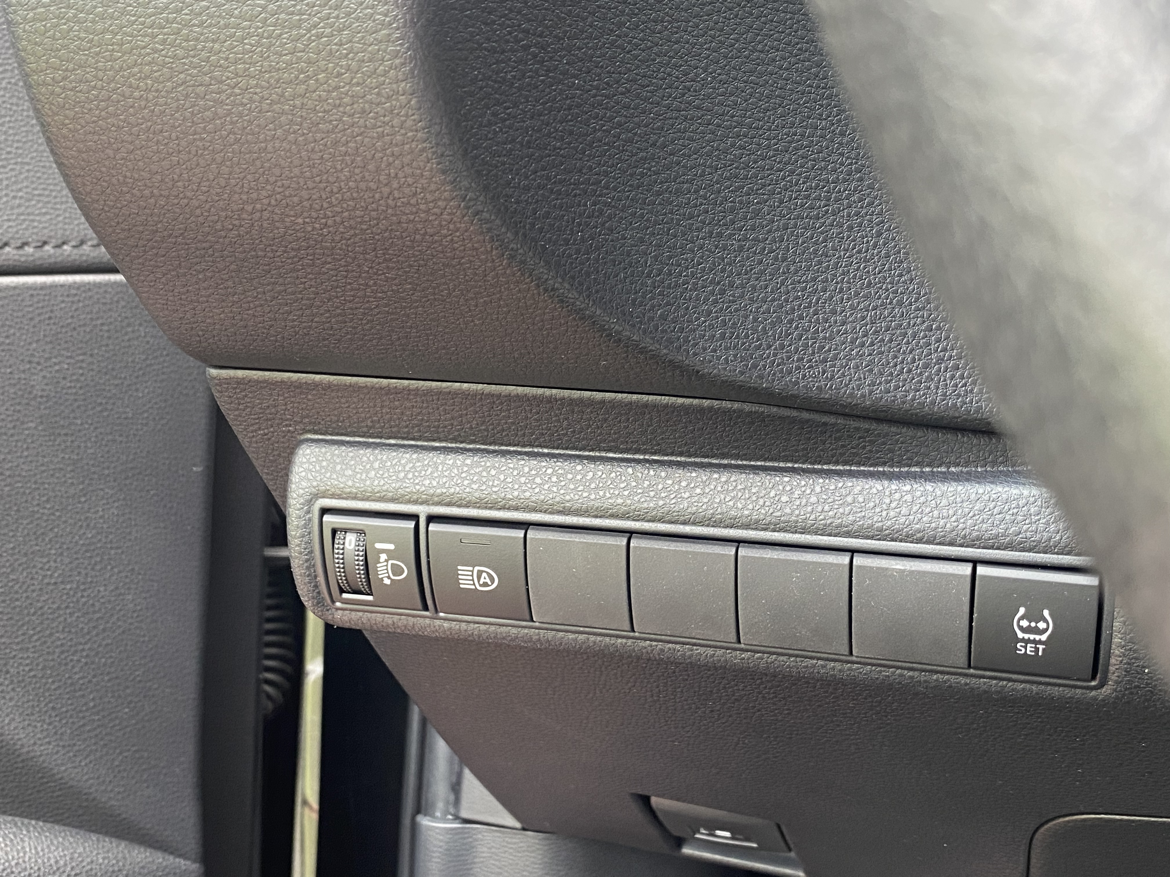 2019 Altis 1.8 電話0909068733 同LINE 阿程  第6張相片