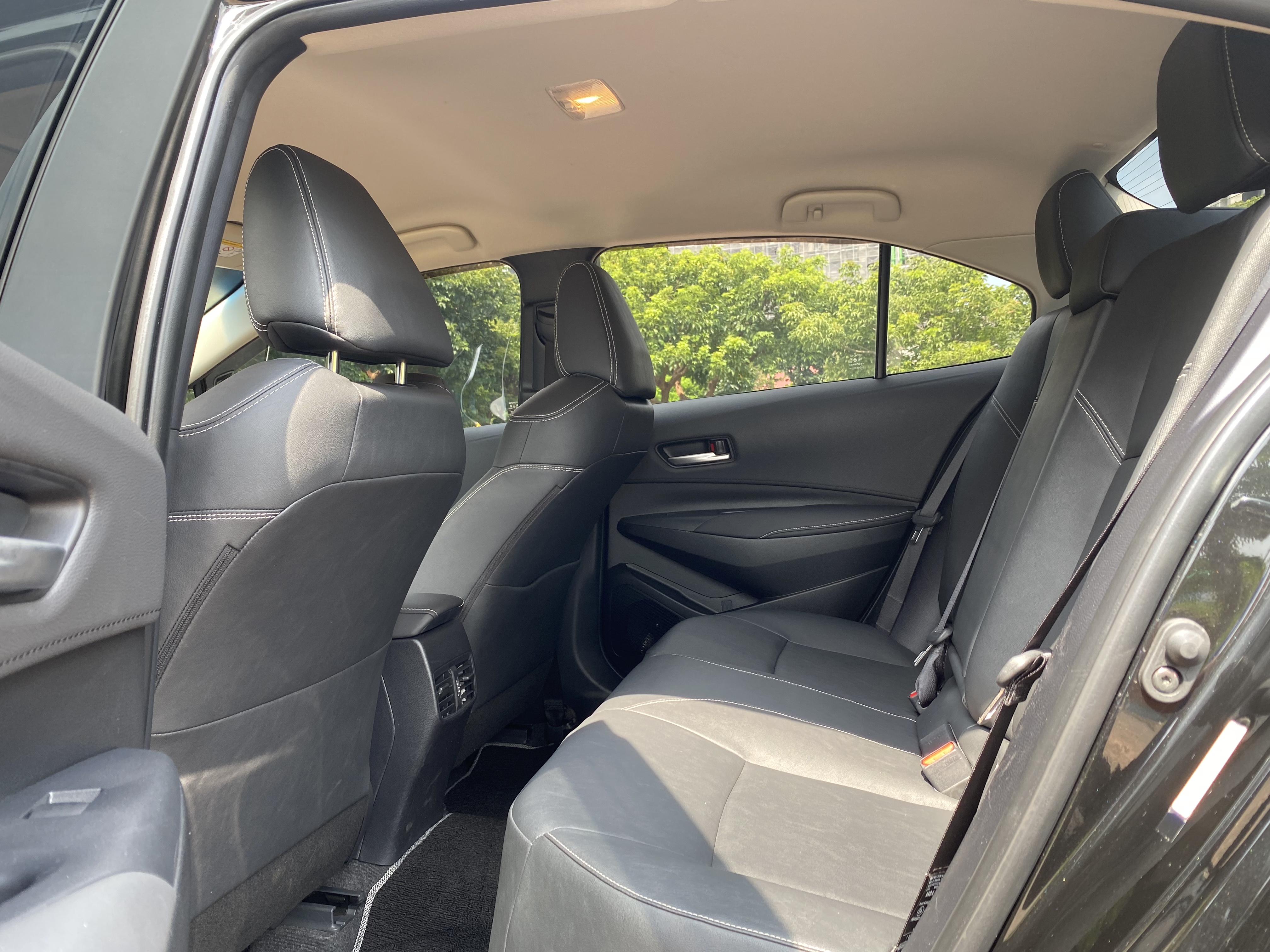 2019 Altis 1.8 電話0909068733 同LINE 阿程  第11張相片