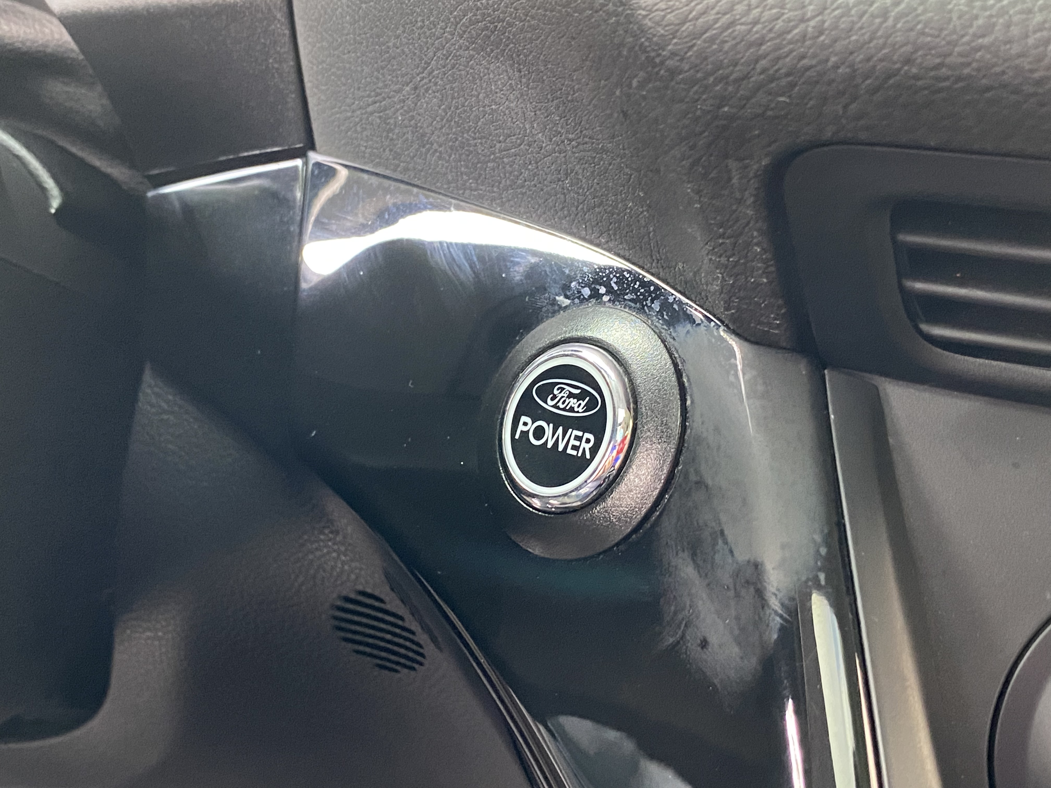 2014 Kuga 2.0 電話0909068733 同LINE 阿程  第11張相片