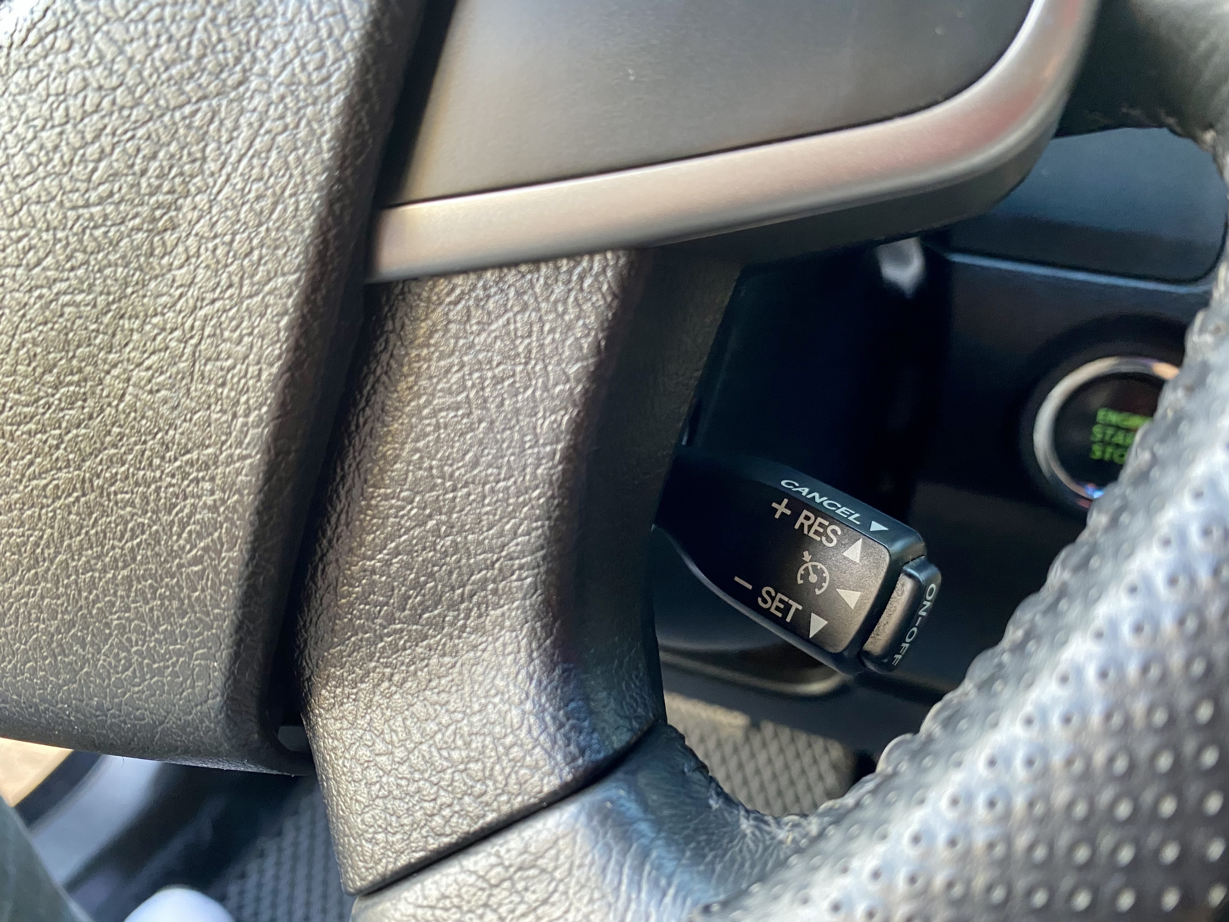 2012 Camry 2.5 電話0909068733 同LINE 阿程  第12張相片