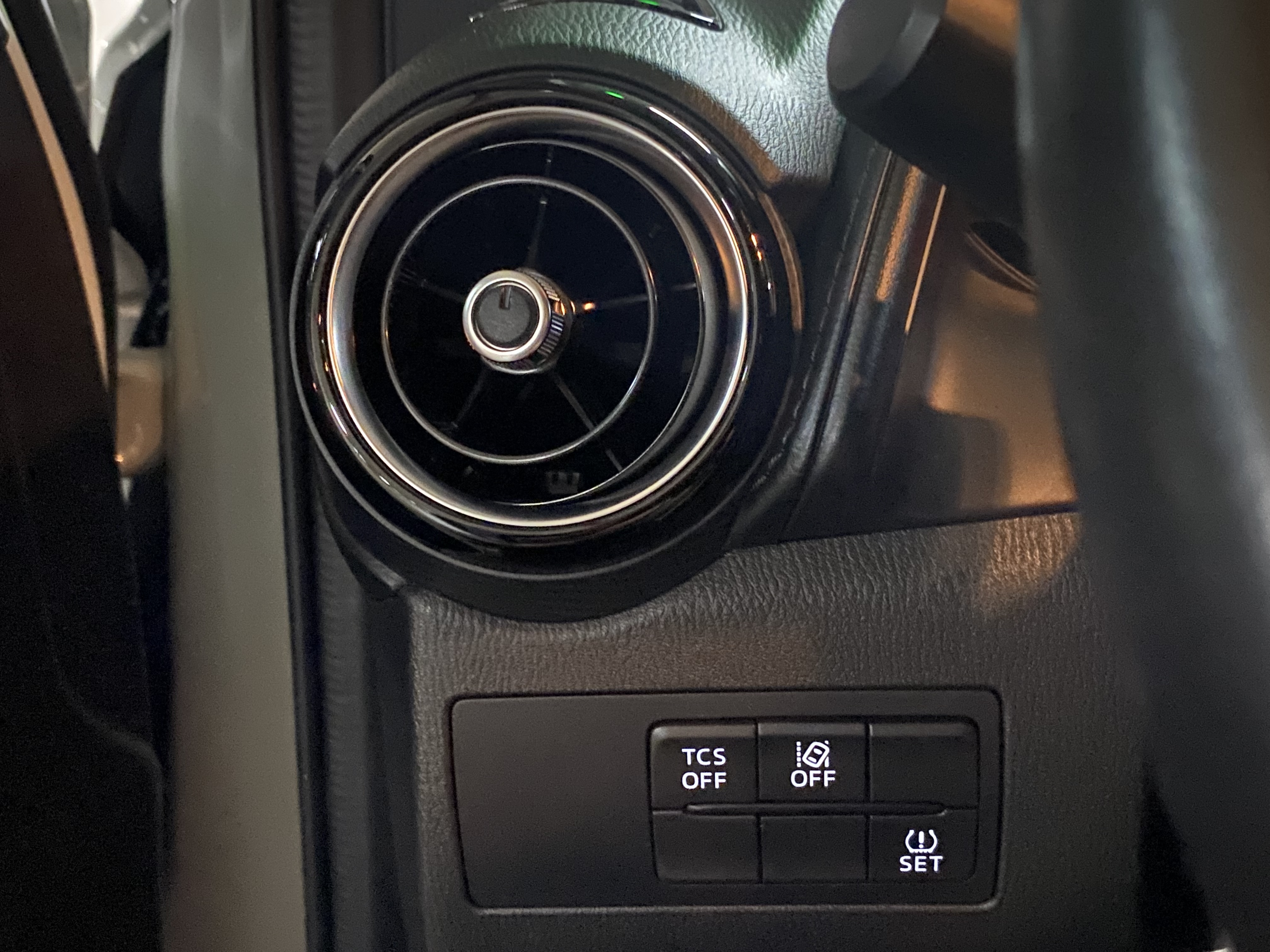 2018 CX-3 電話0909068733 同LINE 阿程  第6張相片