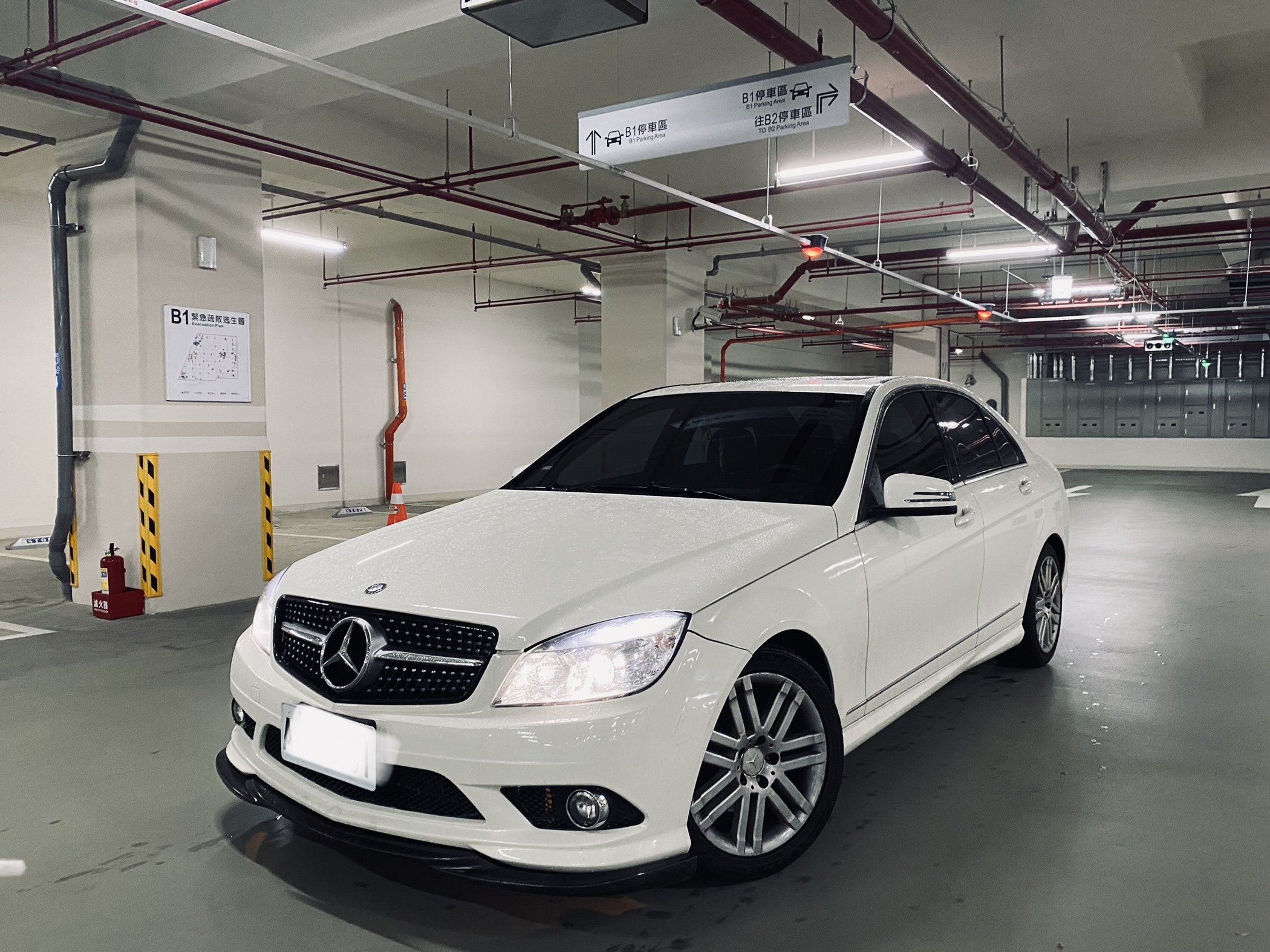 2013 C250 1.8 電話0909068733 同LINE 阿程  第1張相片