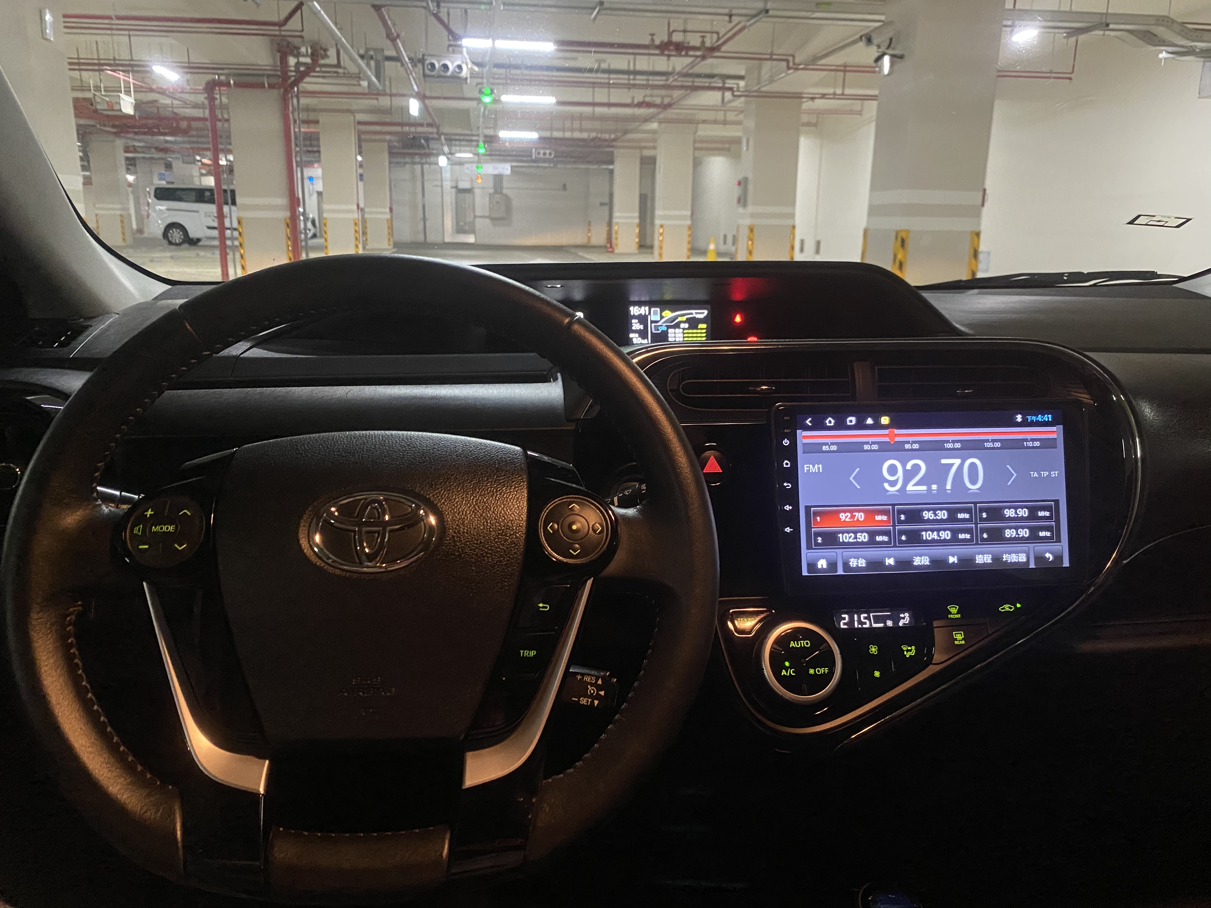 2013 prius c 電話0909068733 同LINE 阿程  第7張相片
