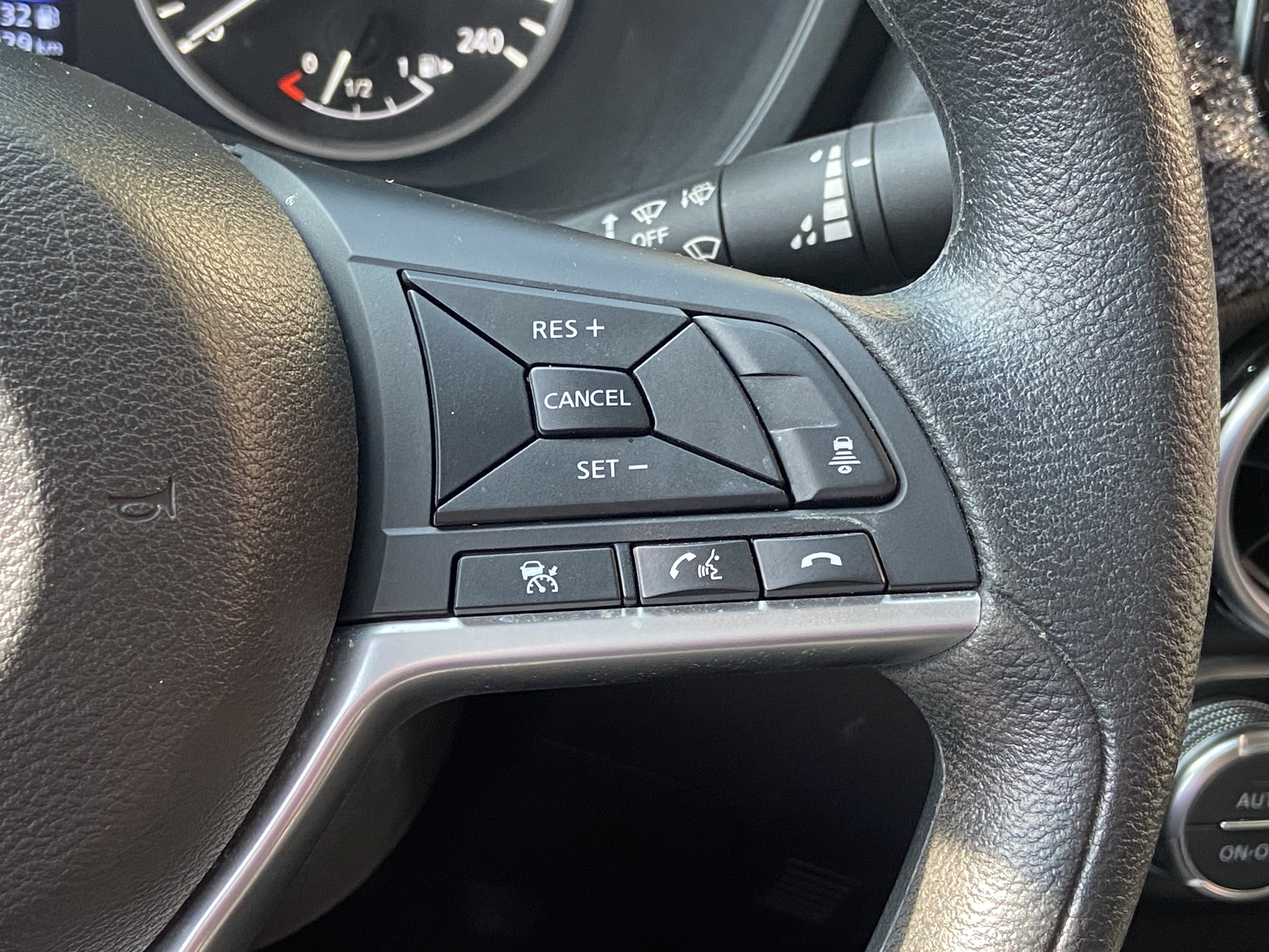 2021 Sentra 1.8 電話0909068733 同LINE 阿程  第7張相片