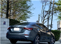 2021 Sentra 1.8 電話0909068733 同LINE 阿程  第2張縮圖