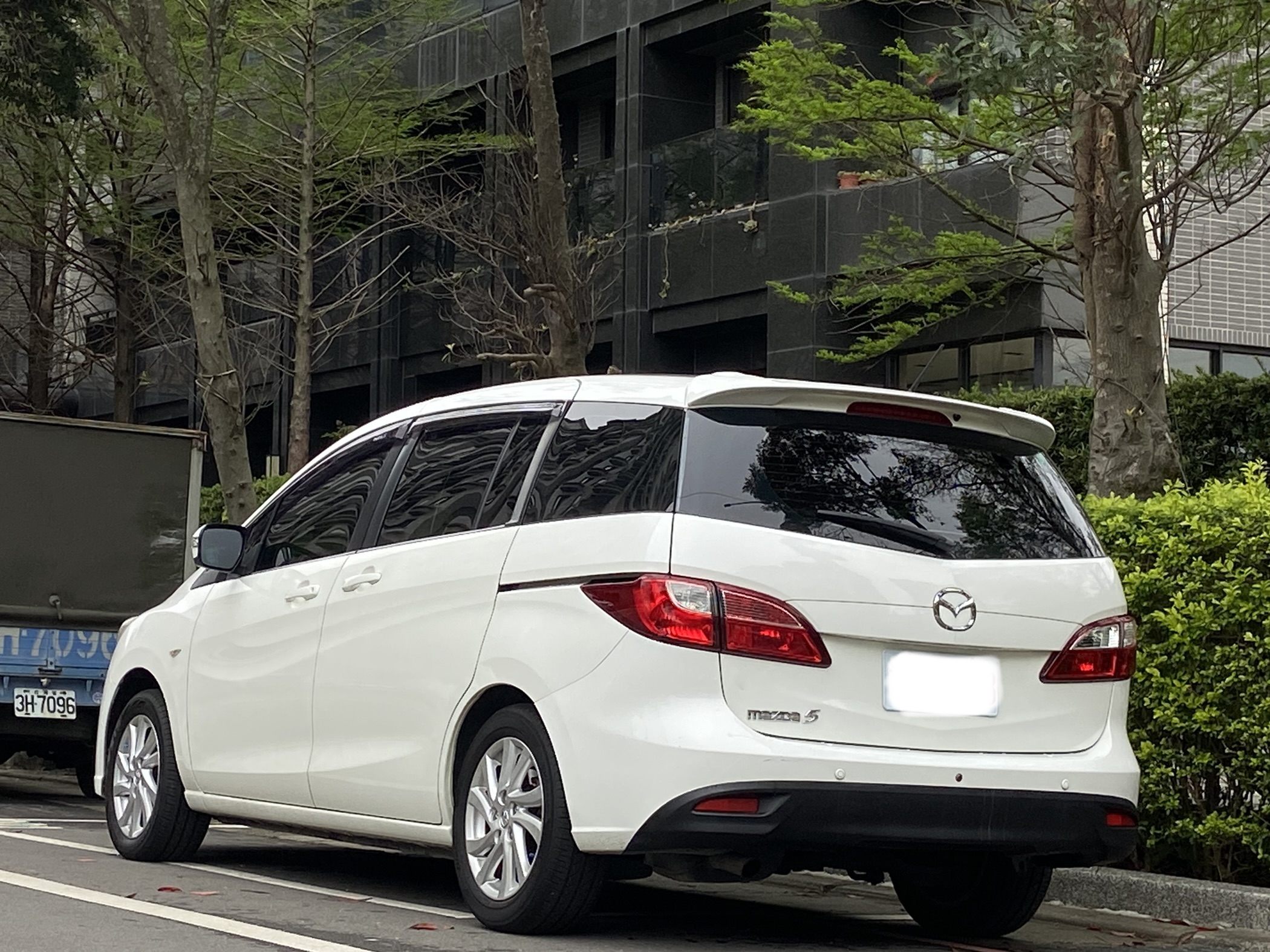 2013 馬3 2.0 電話0909068733 同LINE 阿程  第4張相片
