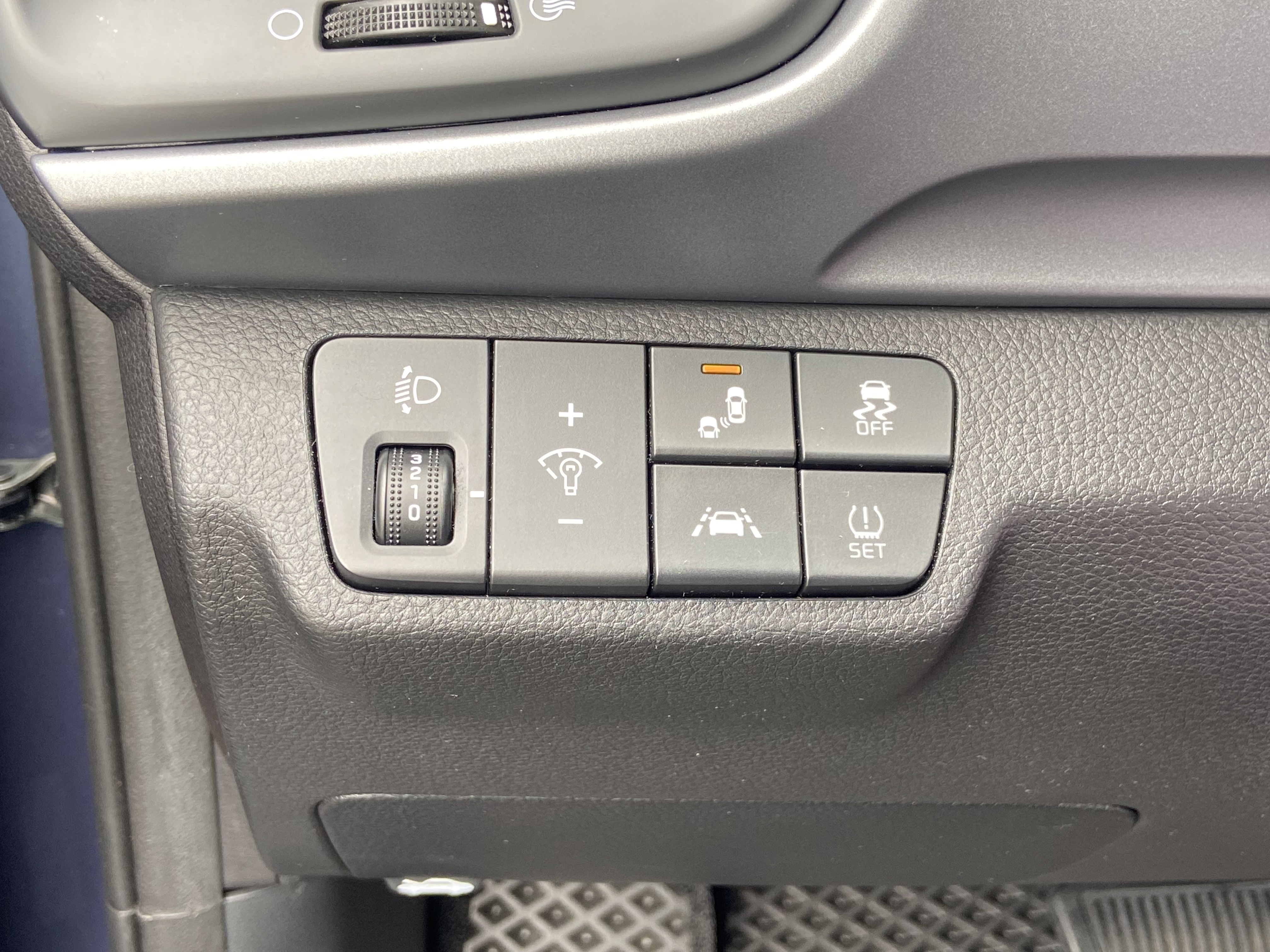 2019 Kia Stonic 電話0909068733 同LINE 阿程  第5張相片