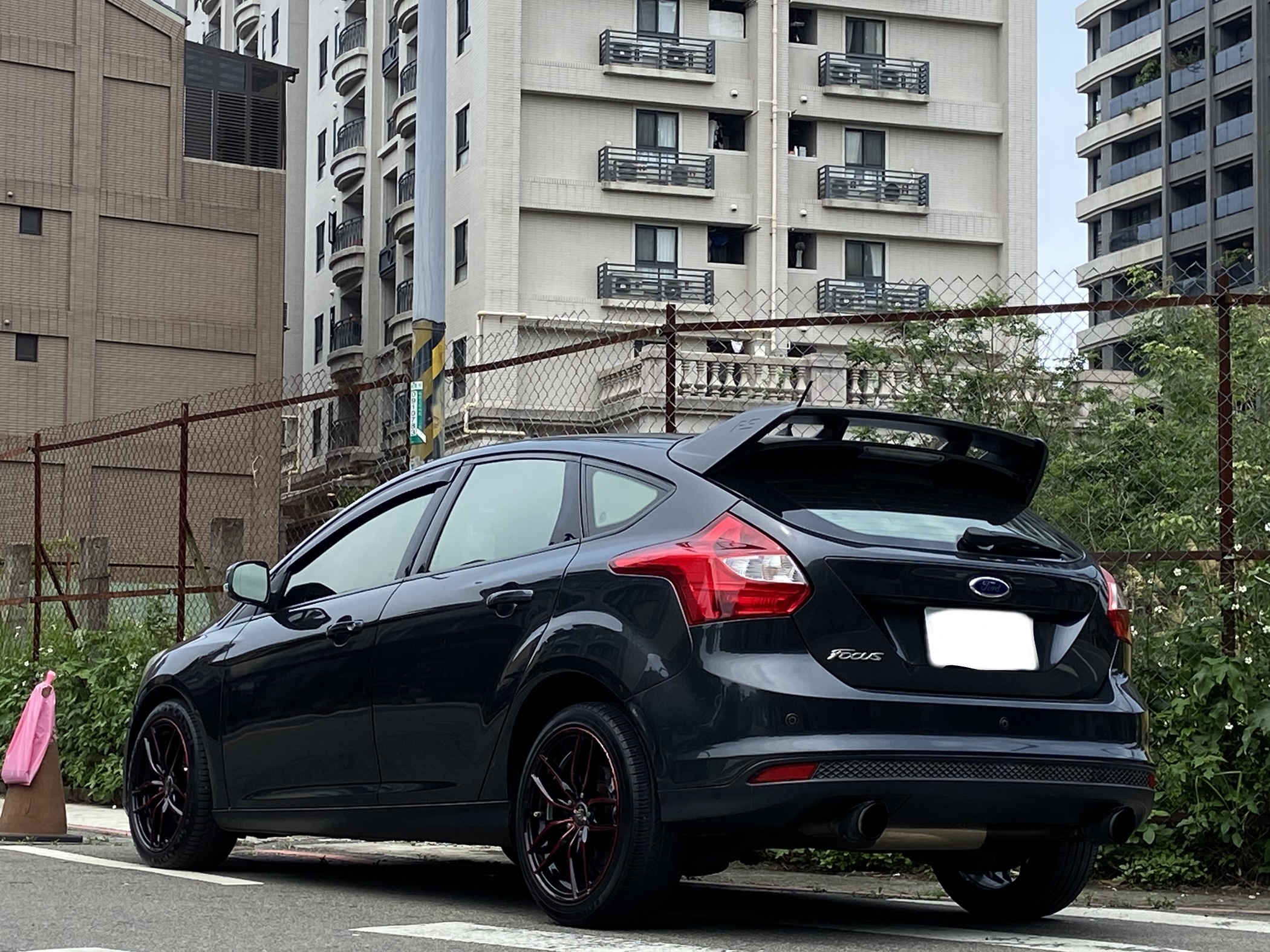 2013 Focus 1.6 電話0909068733 同LINE 阿程  第2張相片