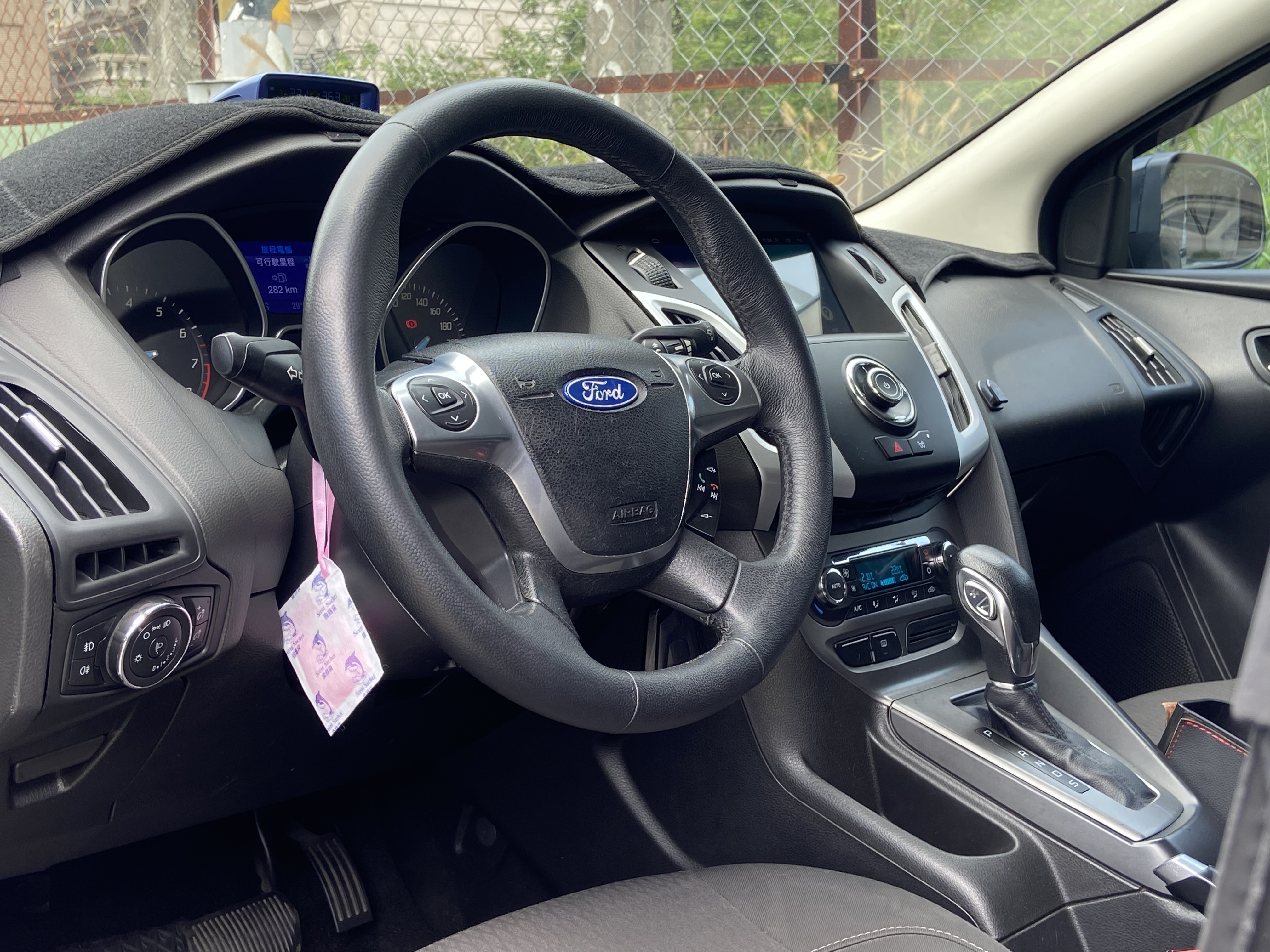2013 Focus 1.6 電話0909068733 同LINE 阿程  第3張相片
