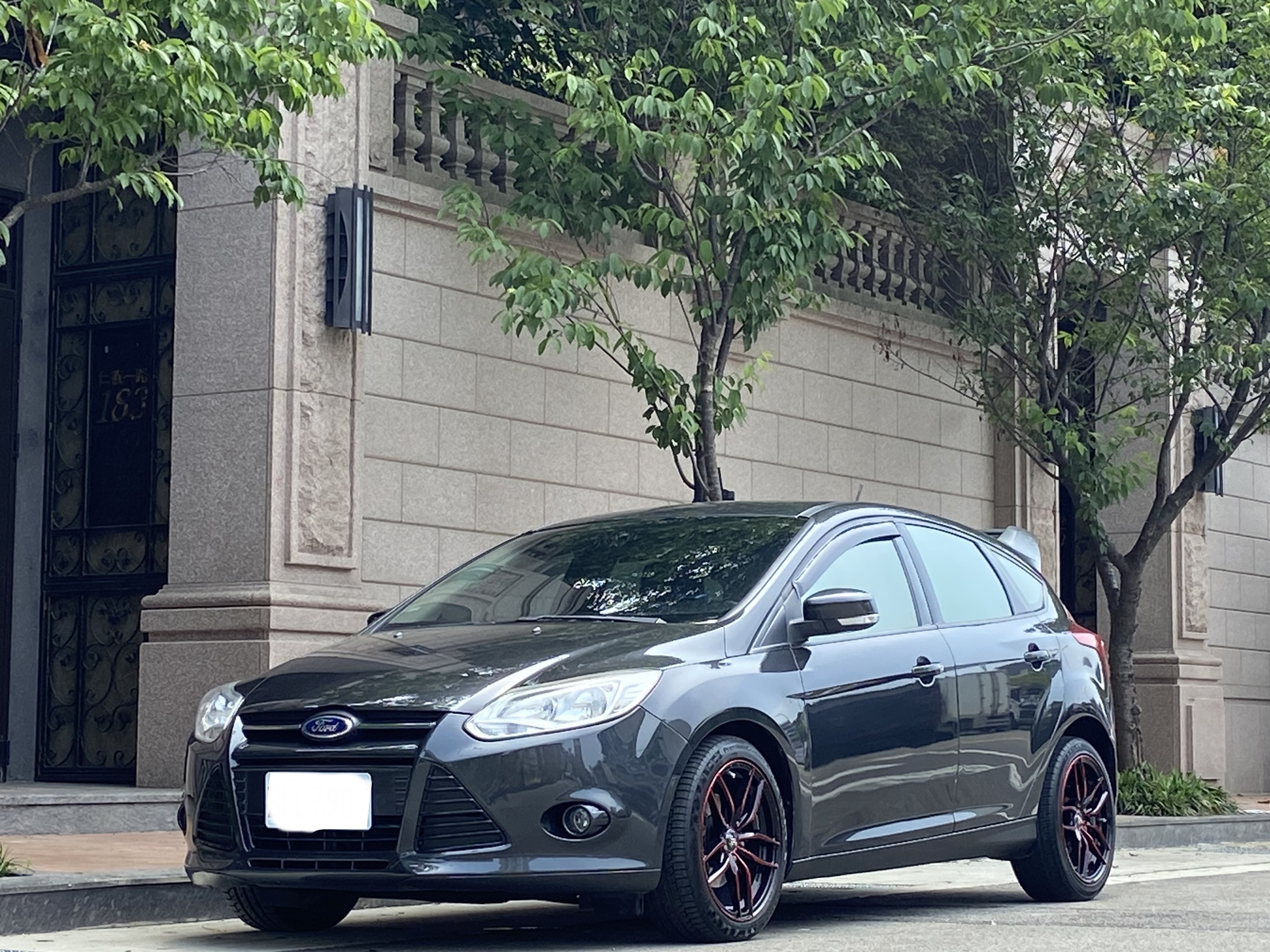 2013 focus 1.6 電話0909068733 同LINE 阿程  第1張相片