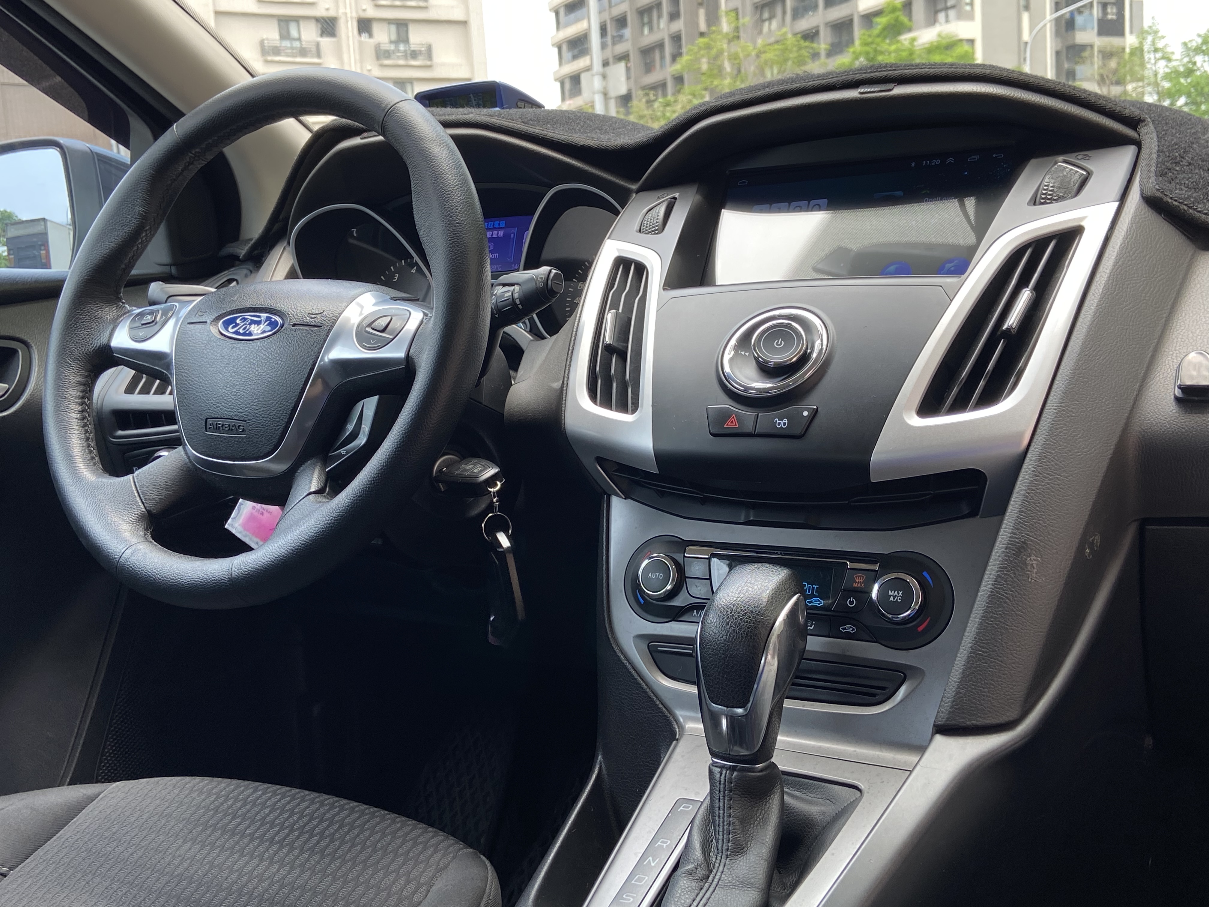 2013 focus 1.6 電話0909068733 同LINE 阿程  第3張相片
