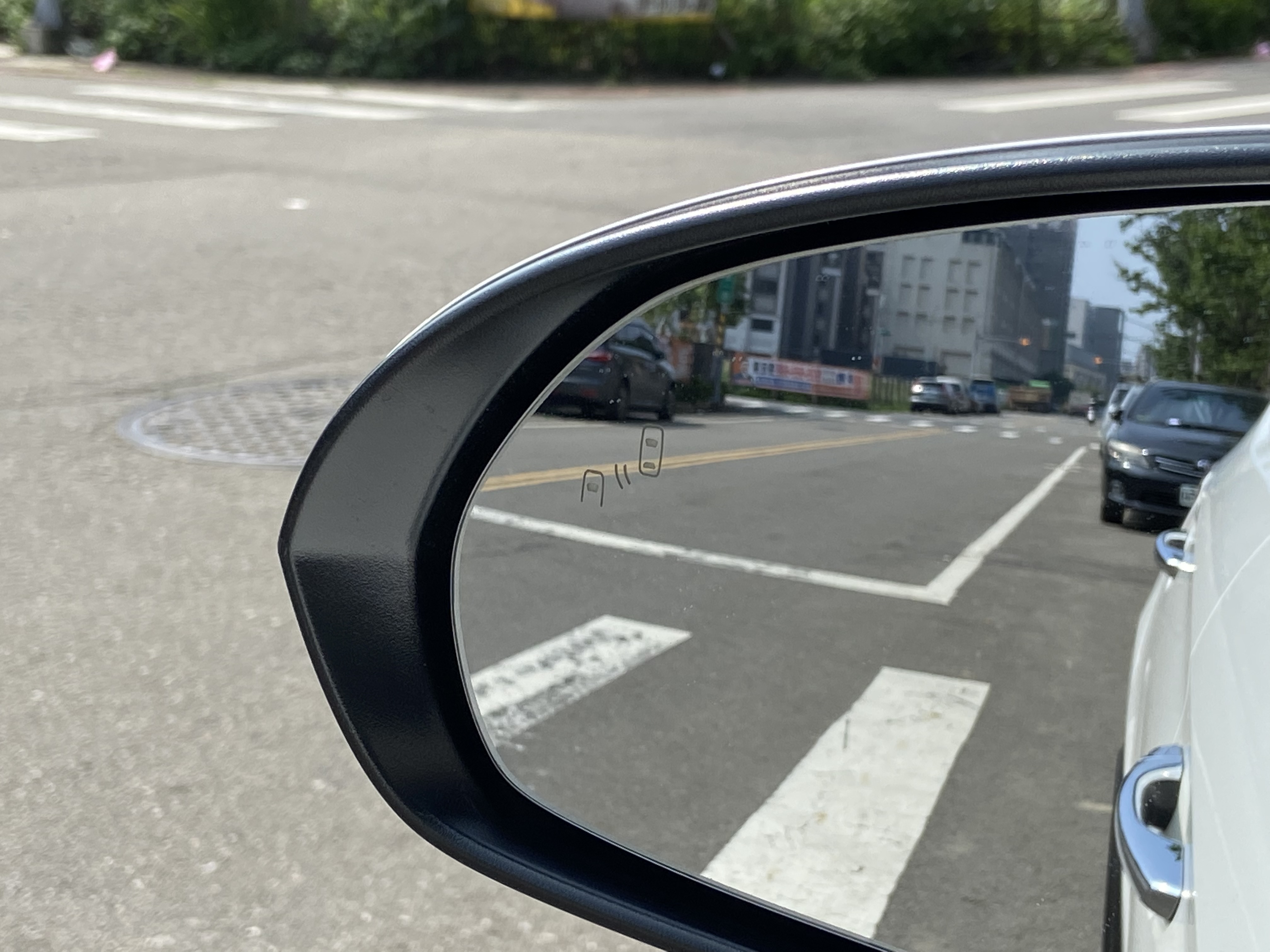 2017 Elantra 1.6 柴油 電話0909068733 同LINE 阿程  第5張相片