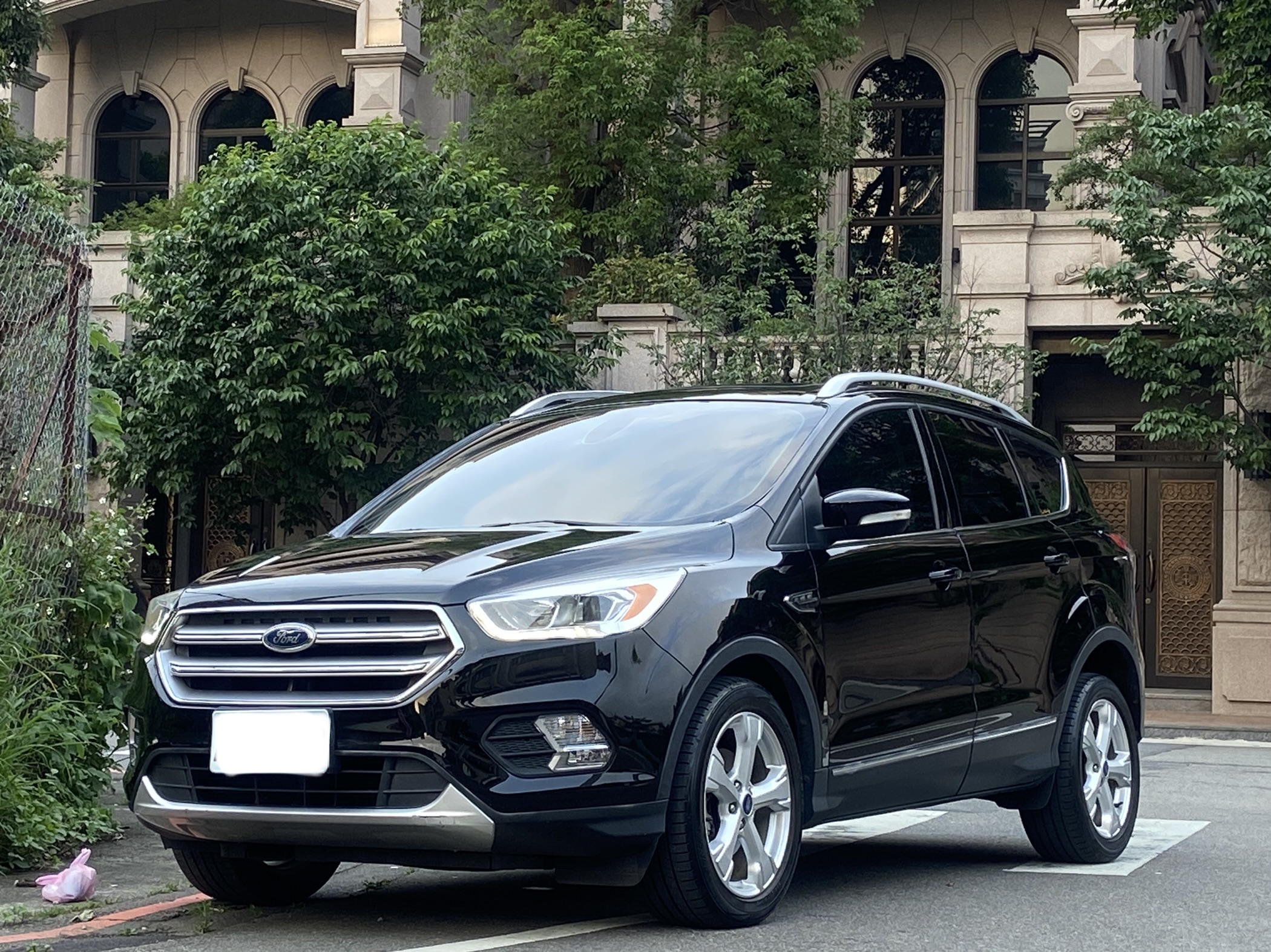 2017 Kuga 1.5 旗艦 電話0909068733 同LINE 阿程  第1張相片