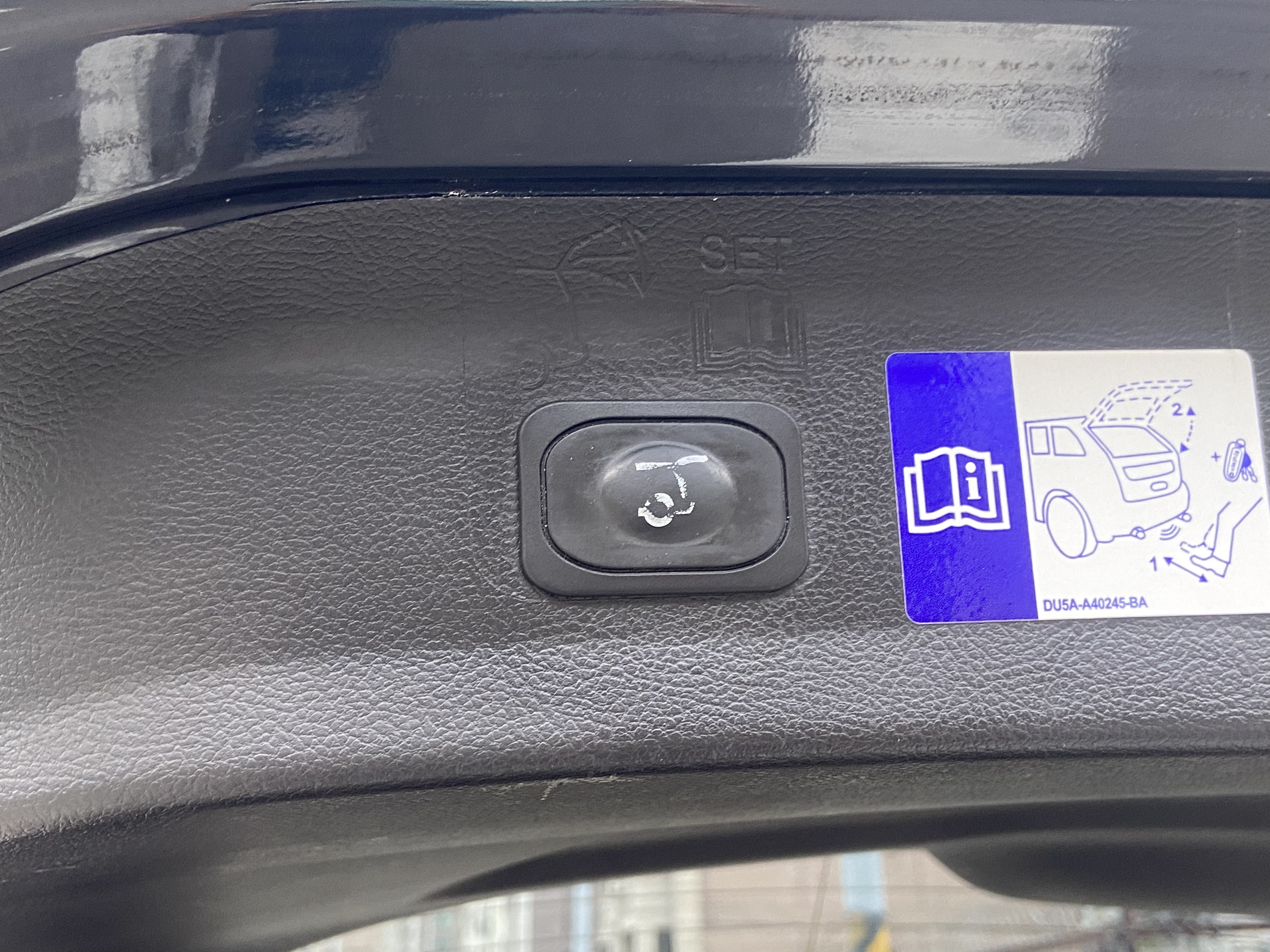 2017 Kuga 1.5 旗艦 電話0909068733 同LINE 阿程  第5張相片