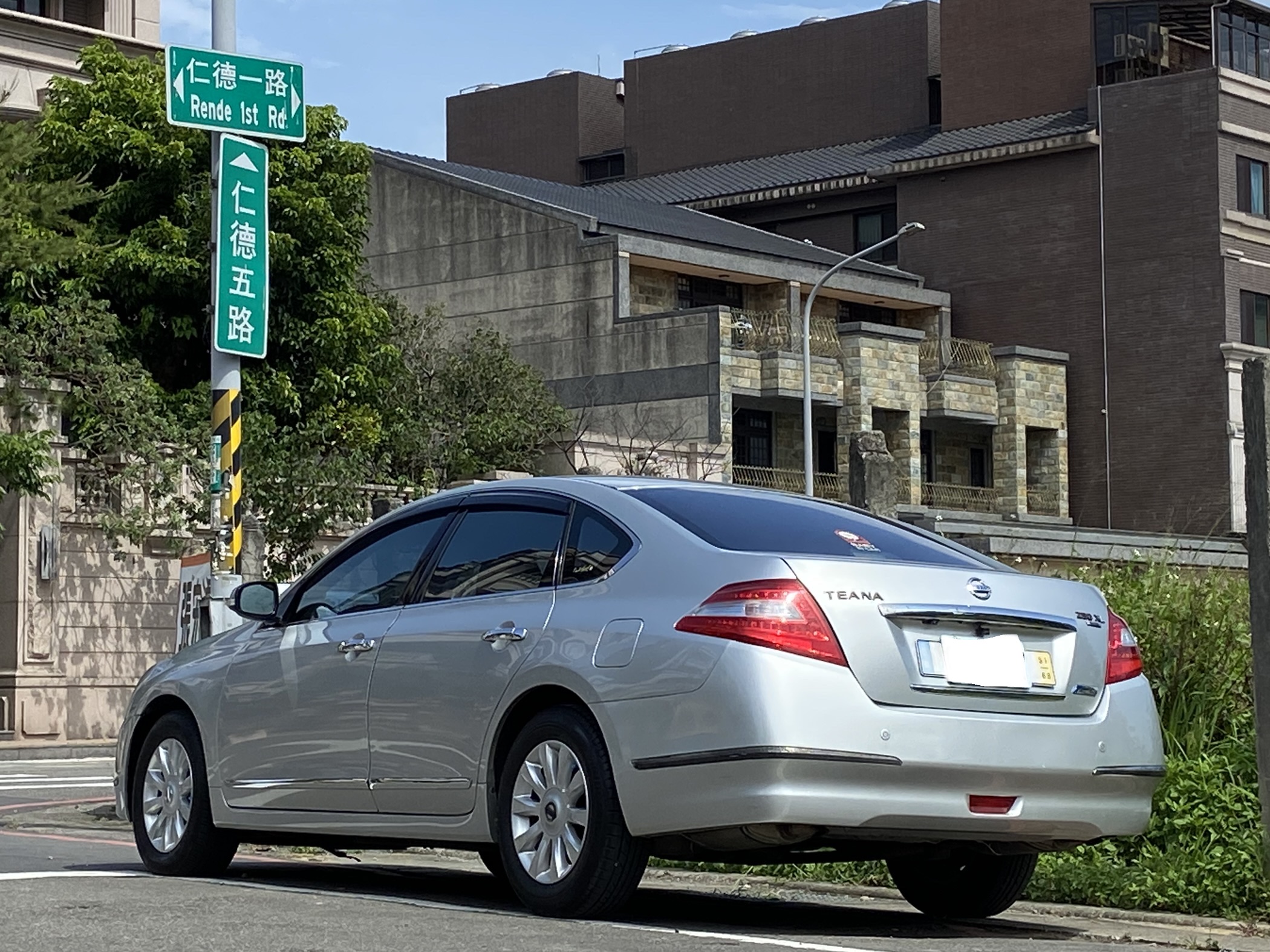 2011 Teana 電話0909068733 同LINE 阿程  第2張相片